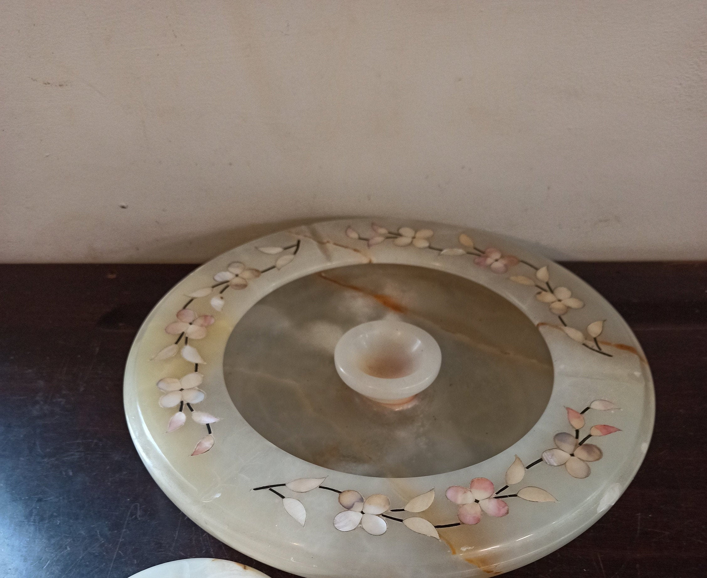 Vintage Onyx Turned Decorative Dish, With Mother of Pearl Inlay Very Good Condition.