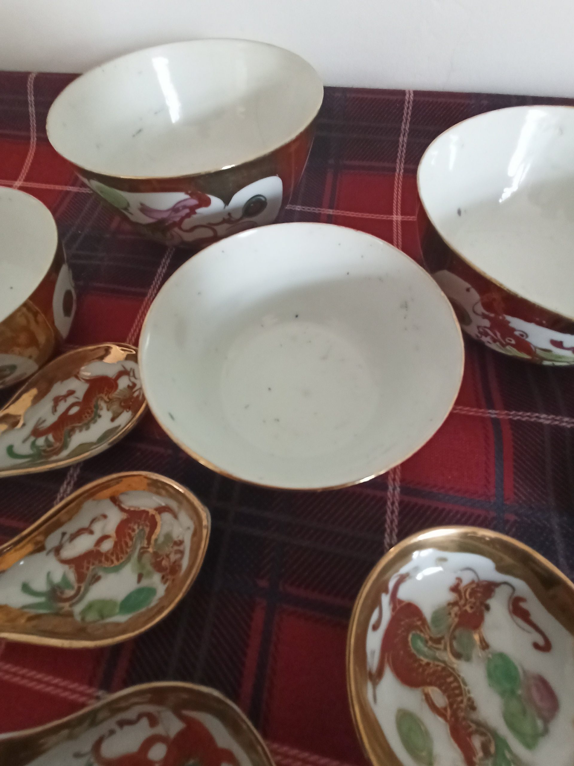 Collection of Japanese Wares. Rice Bowls, Finger Bowls, Rice Spoons. 11 Pieces. - Image 6