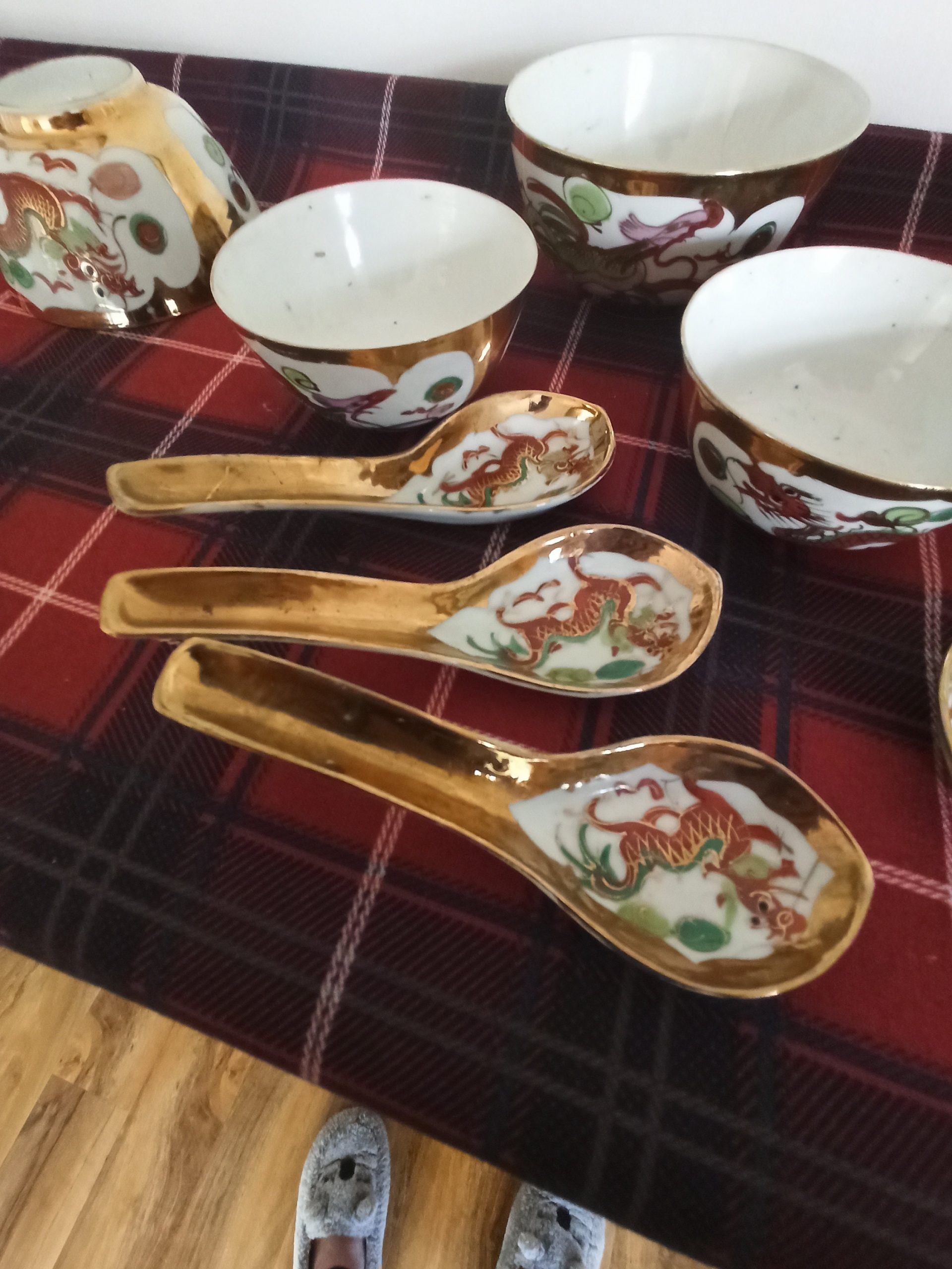 Collection of Japanese Wares. Rice Bowls, Finger Bowls, Rice Spoons. 11 Pieces. - Image 5