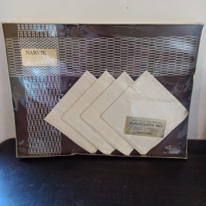 1970s Narvik Cotton Table Cloth And Napkins For 4 People. Made by Liddel, Ireland. Boxed.