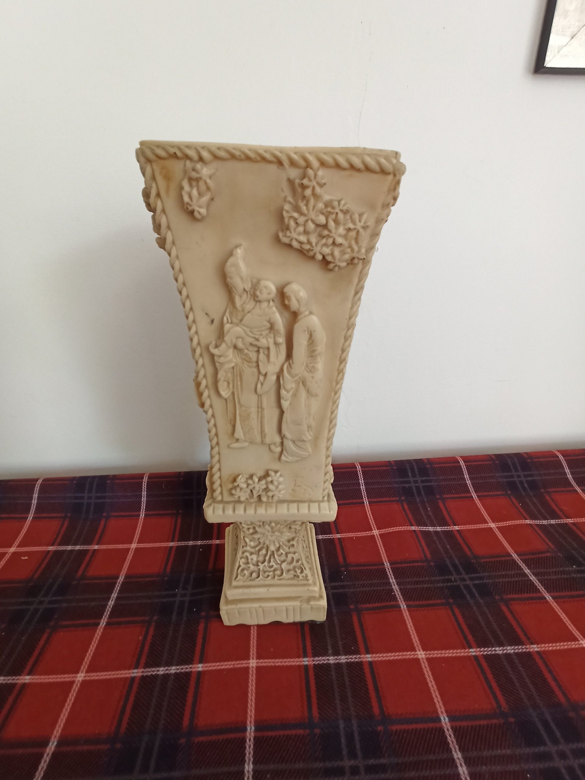 Antique Japanese Resin Vase. Signed. - Image 3
