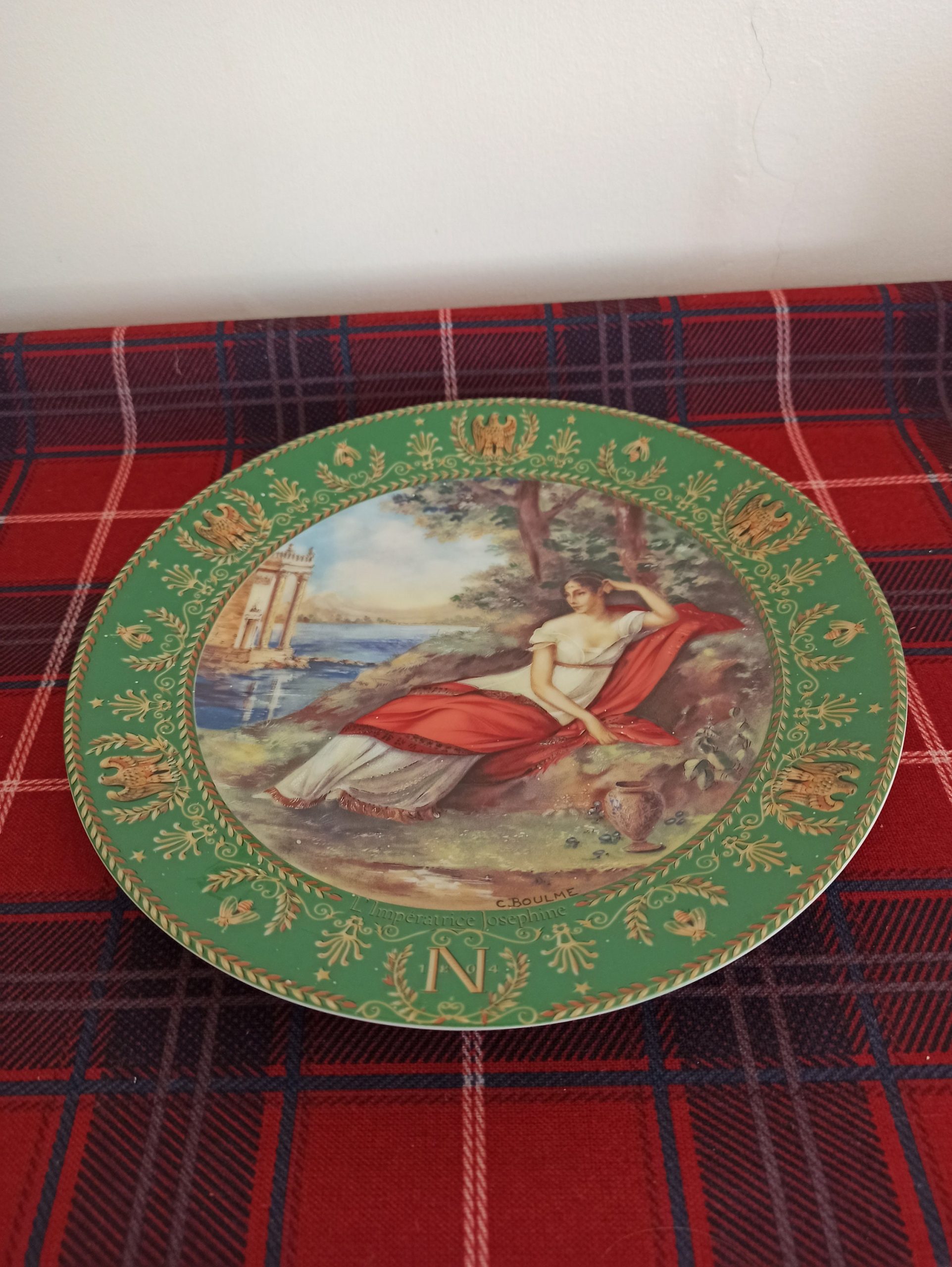 Josephine Boneparte, Limoges Portrait Collectors Plate. Very Good Condition. - Image 3