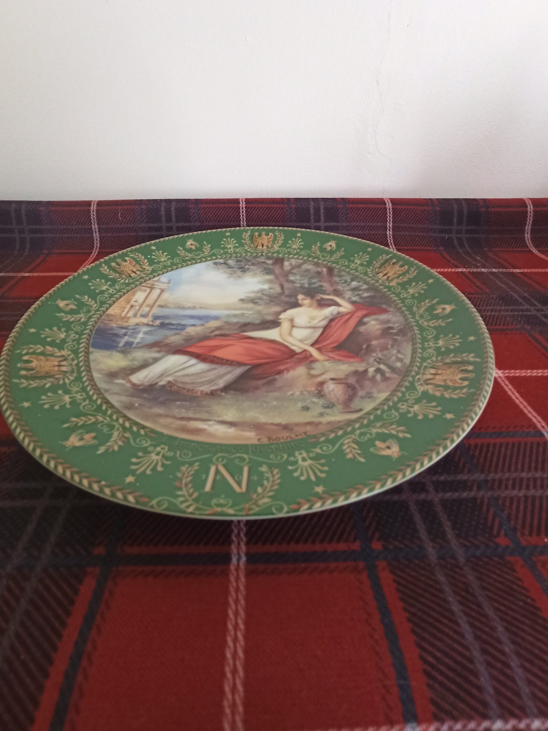 Josephine Boneparte, Limoges Portrait Collectors Plate. Very Good Condition. - Image 4