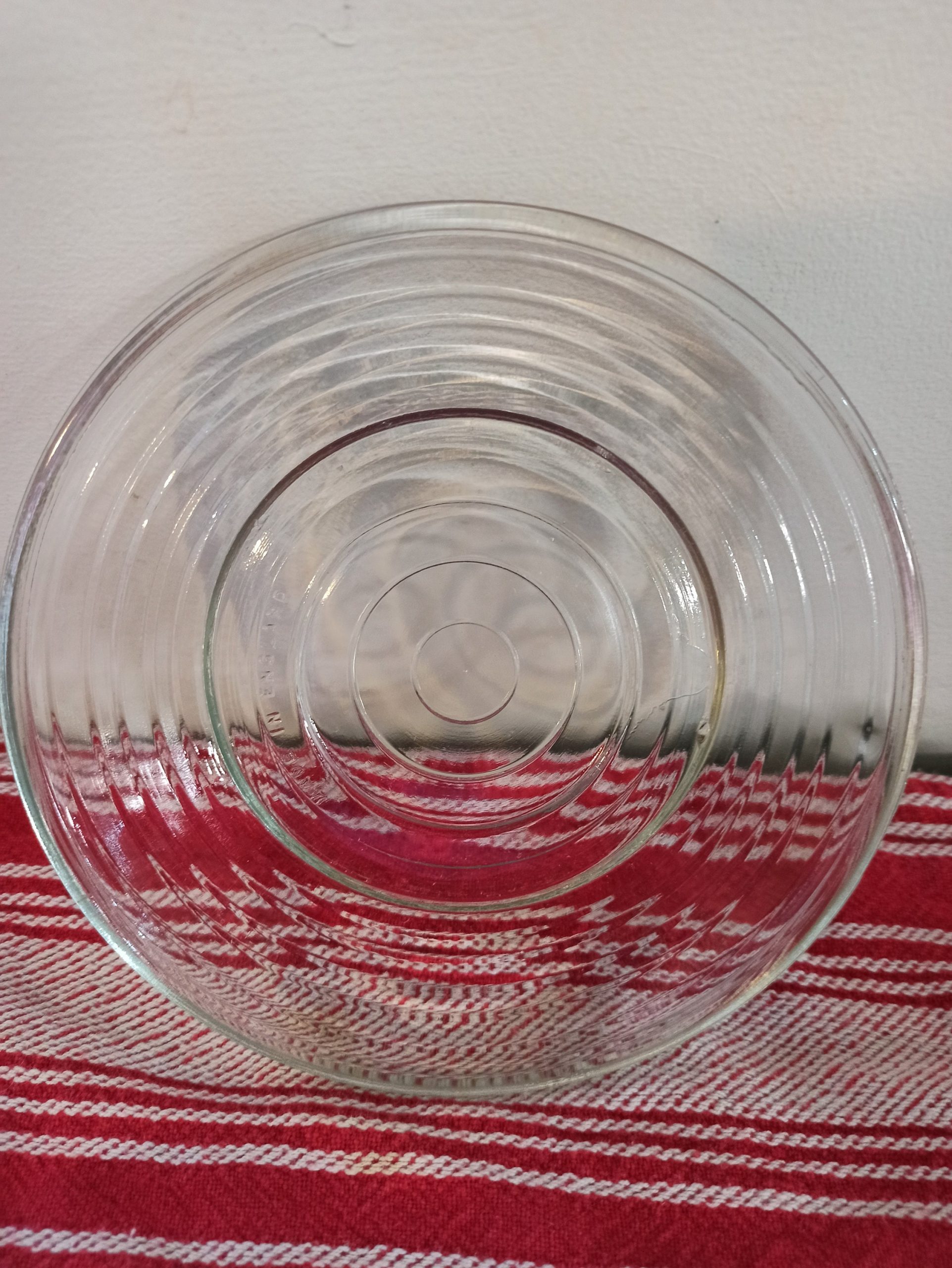 Pair Of Clear Glass Cups With Saucers. Very Good Condition. - Image 9