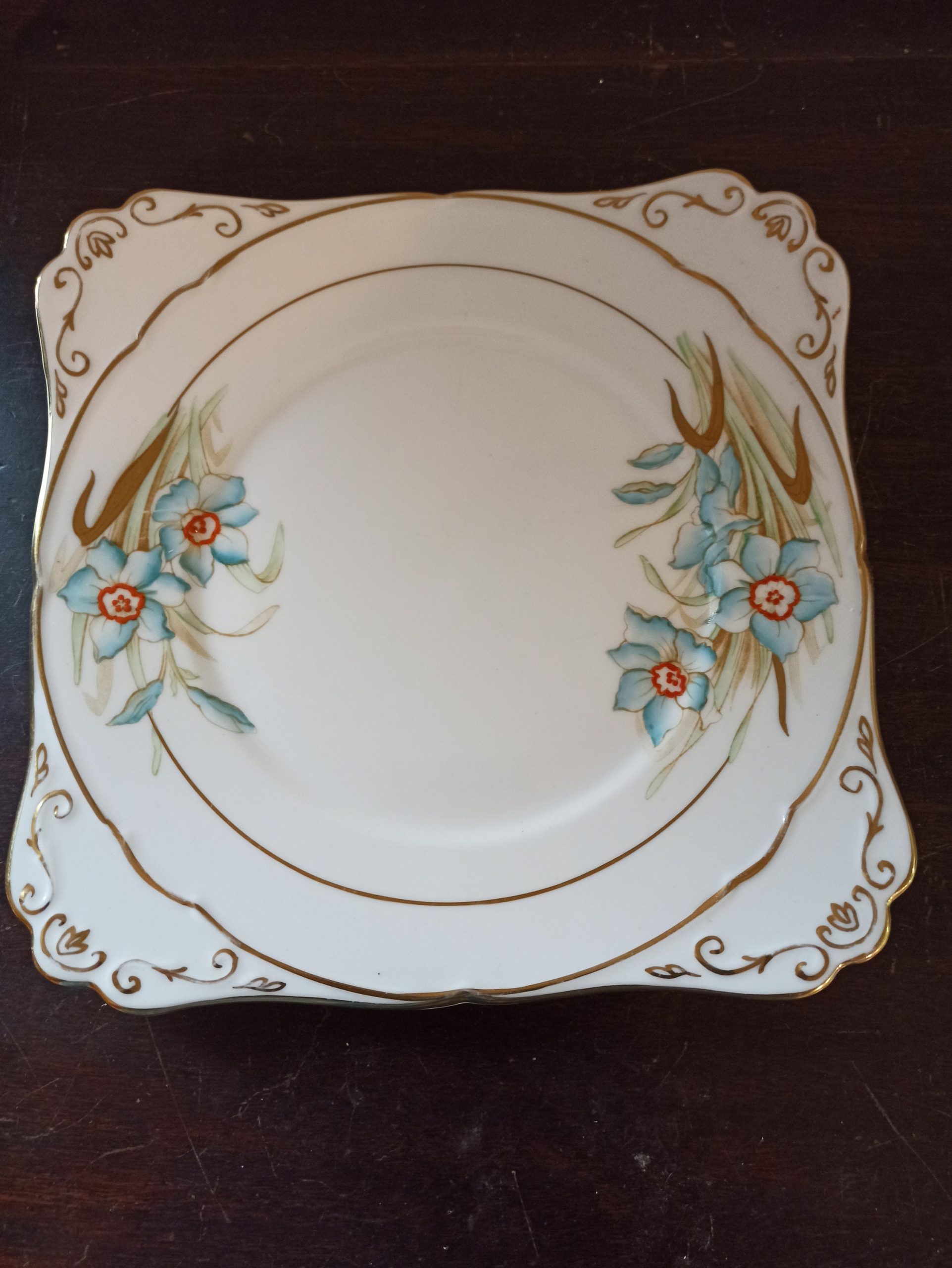 Narcissus Flower Decorative Plate. Made in Staffordshire England - Very Good Condition! - Image 7