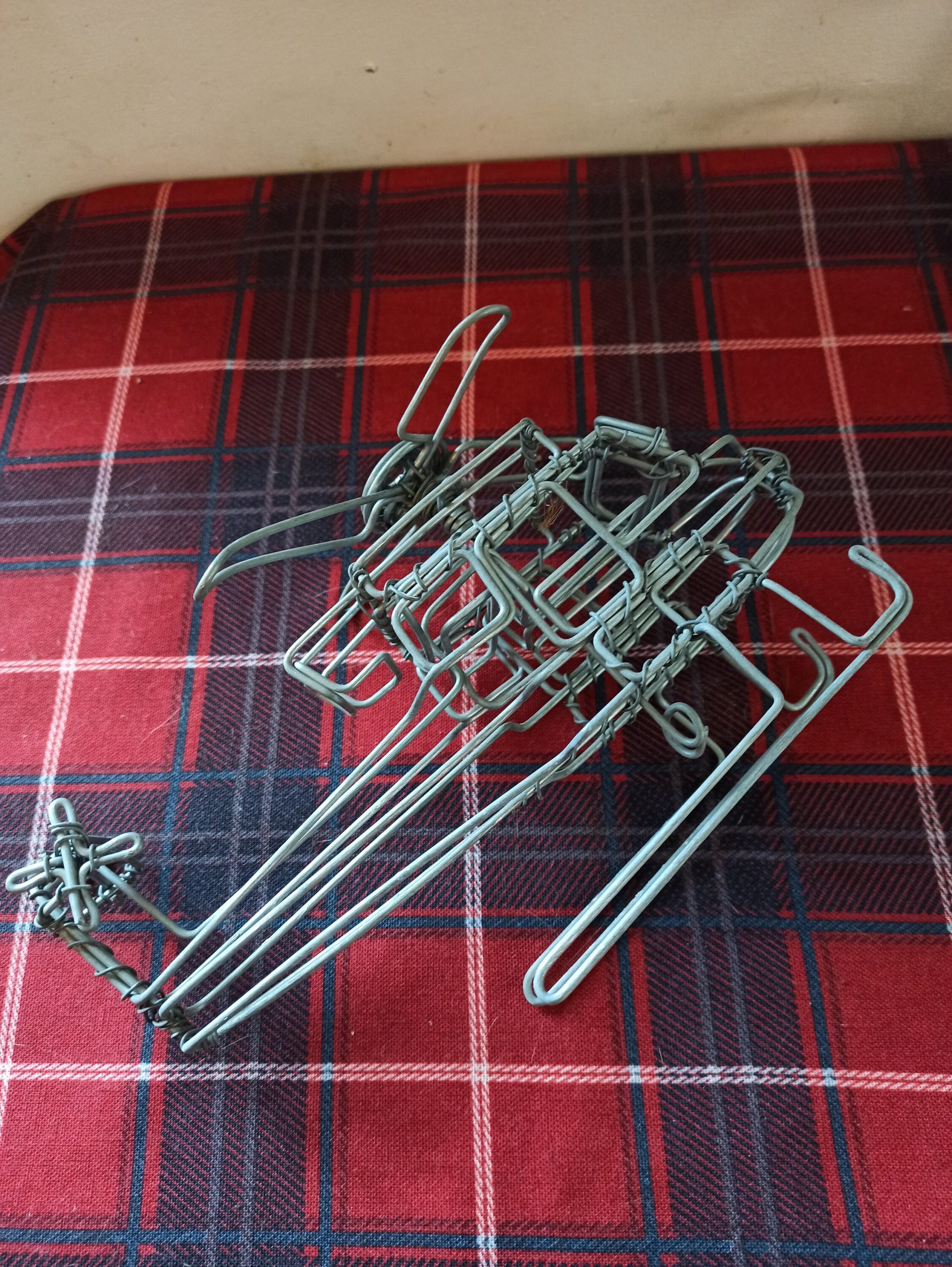 Vintage Wire Work. Man With Hat And Carrying A Briefcase And An Helicopter. Good Overall Condition. - Image 5