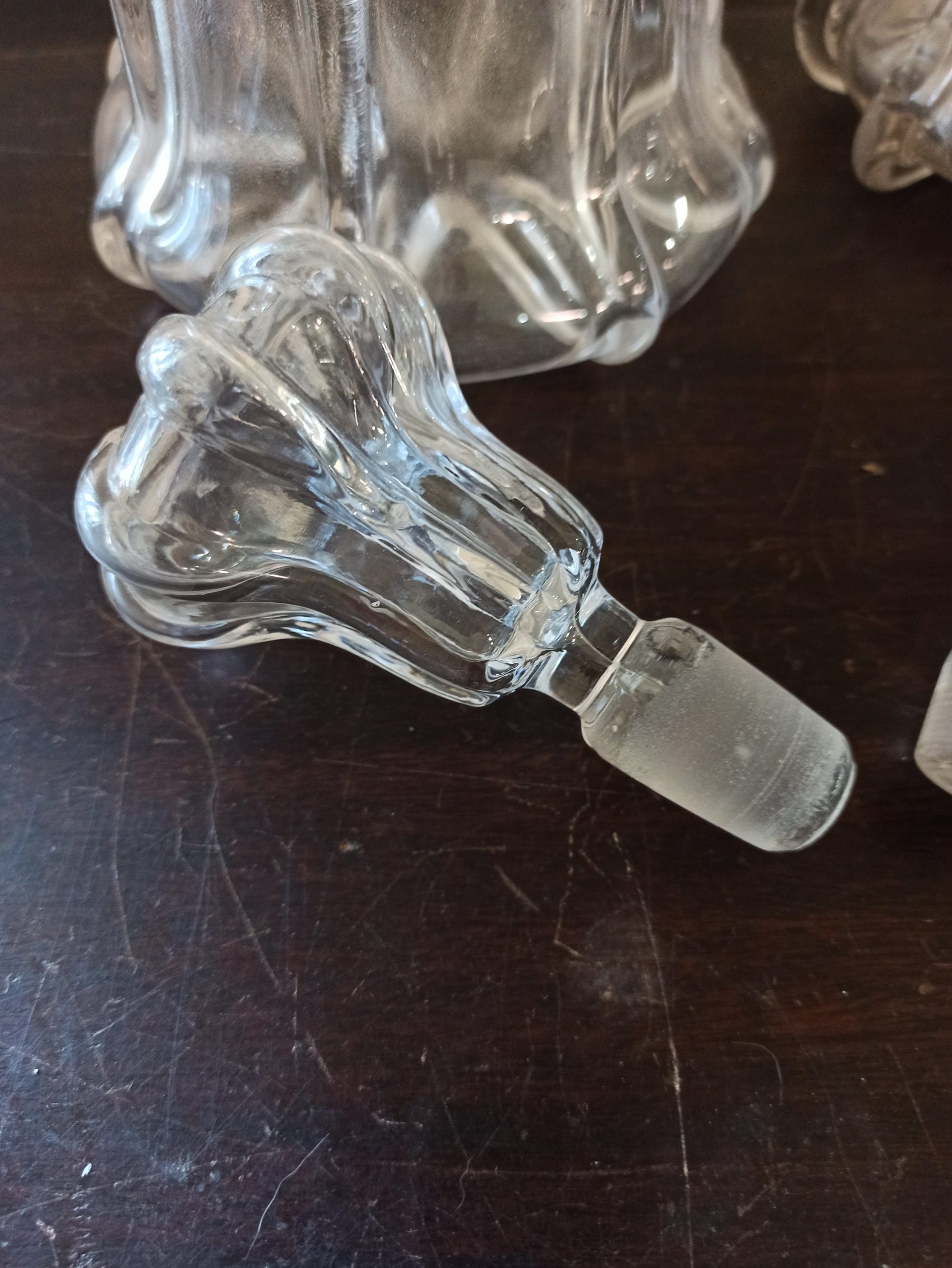 Set of 3 Victorian Glass Decanters. Circa 1852. Bell Shaped, Pillar Decanters. Different Sizes. - Image 8