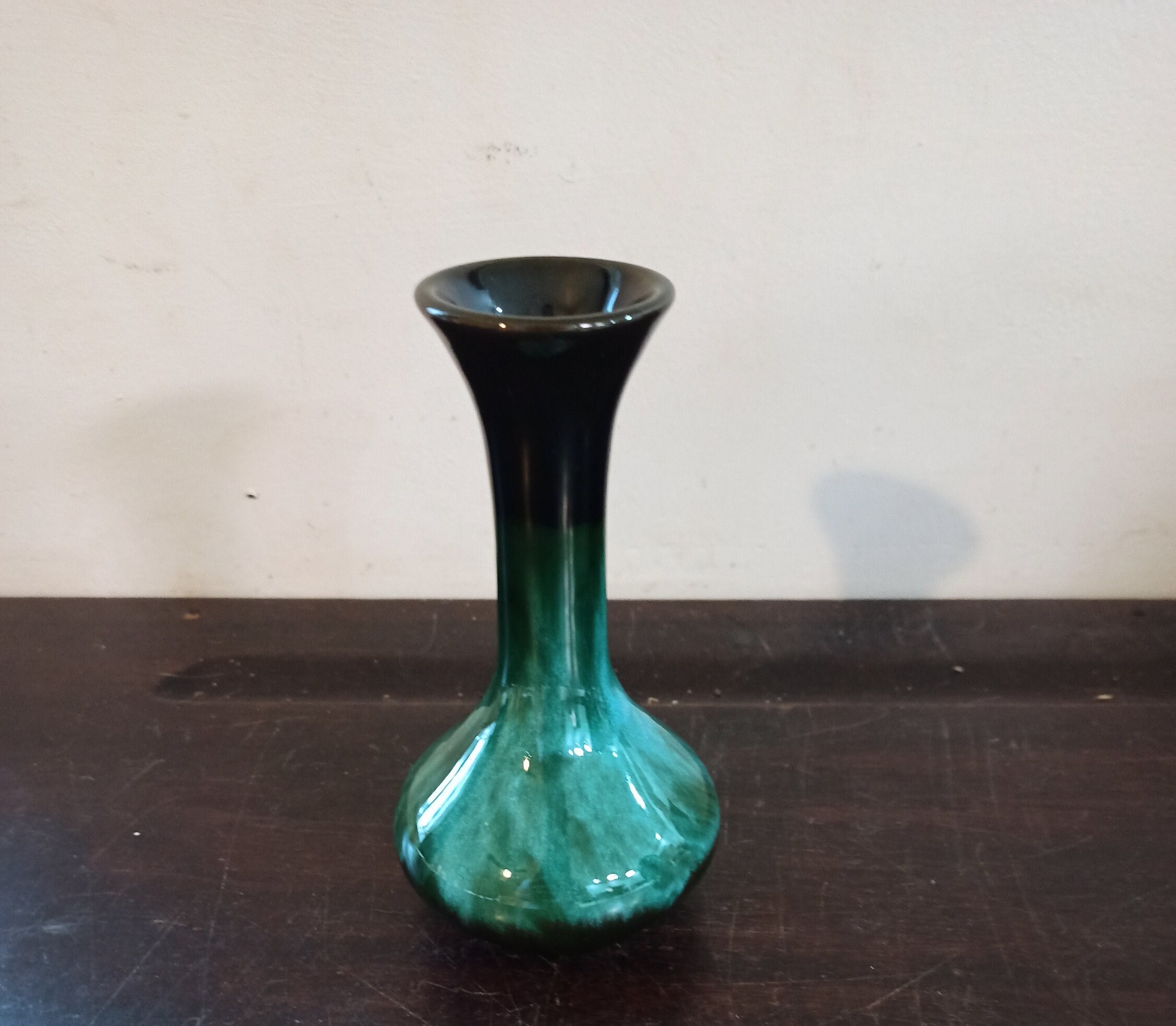 Blue Mountain Pottery Ornamental Posy / Trumpet Vase. Excellent Condition.