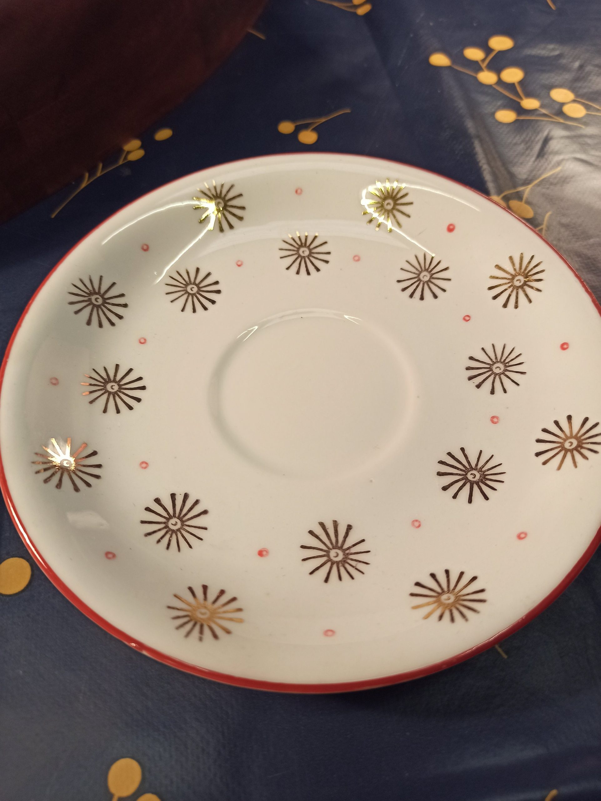 Set of Two Trios of Cups, Saucer and Cake Plate. Bone China. - Image 7