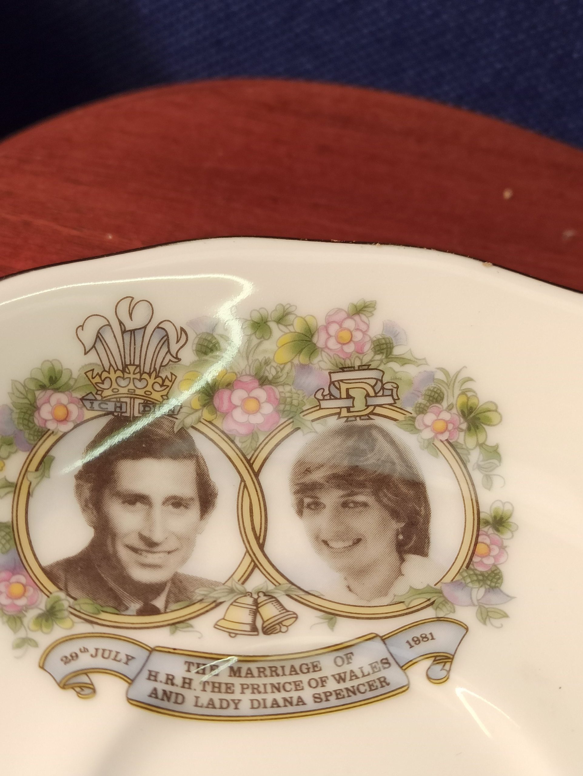 Charles and Diana Wedding Celebration Trio. Cup, Saucer and Plate. Queen Anne Ware. Bone China. 1981. Very Good Condition. - Image 6