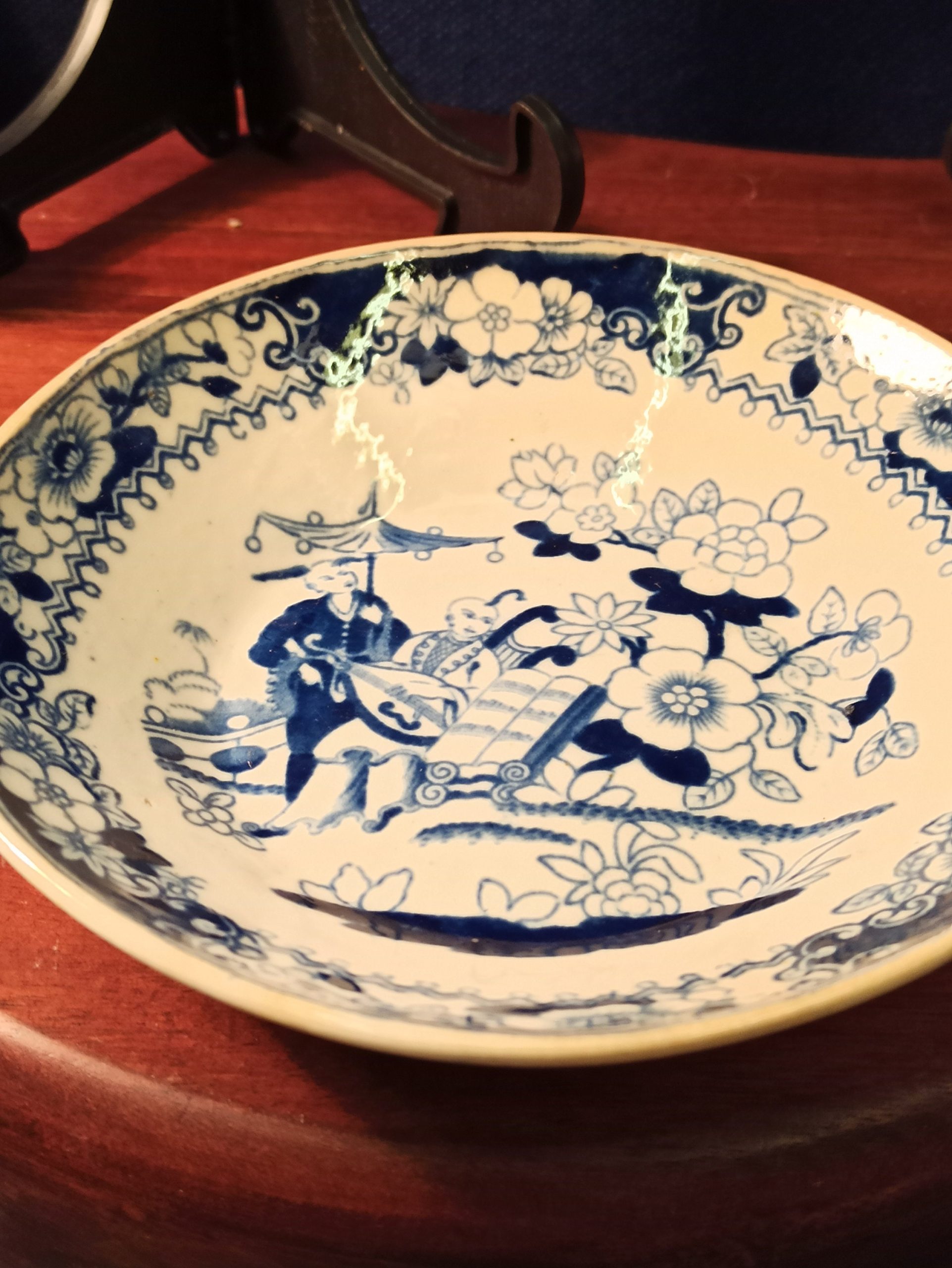 Set of 6 Chinese or Japanese Bowls. - Image 10