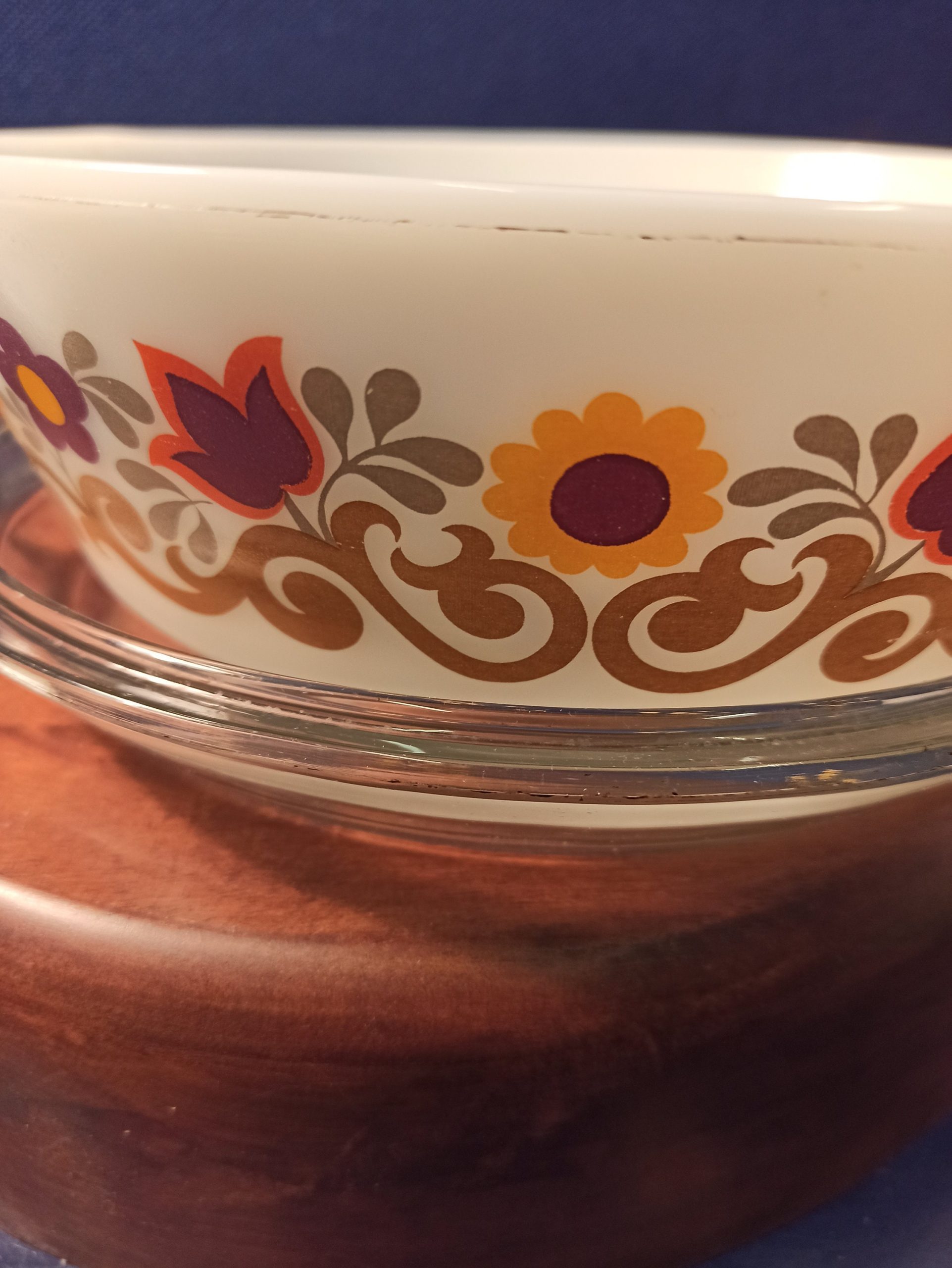Pair of Retro Casserole Dishes. 1970s. Floral Design. - Image 7