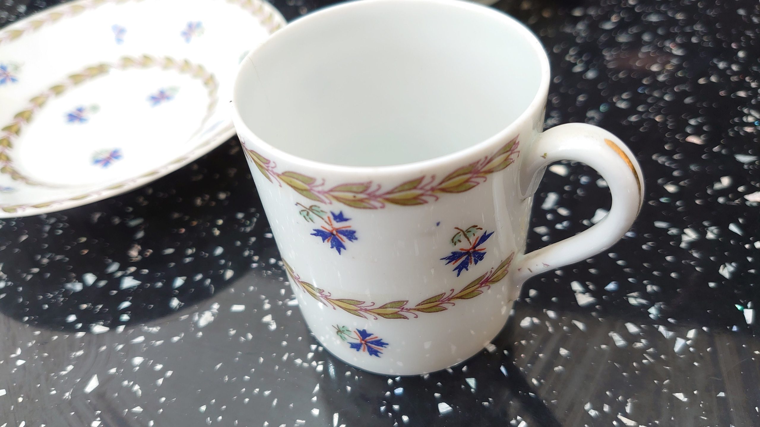 Vintage Austrian Ceramic Demitasse Tea Set - 4 Cups and Saucers - Blue Floral Embellishments - Very Good Condition - Image 6
