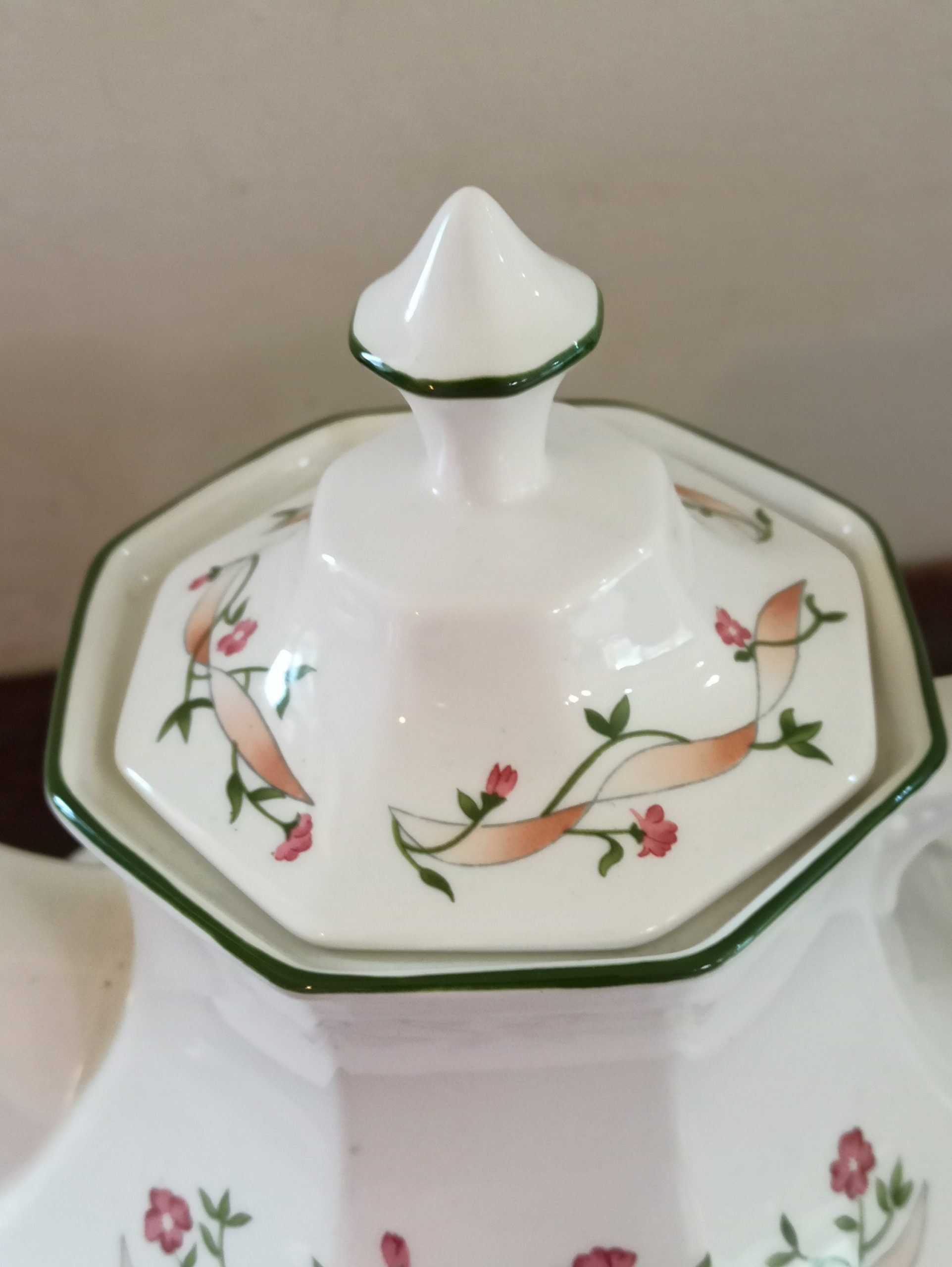 Vintage Teapot Set. Teapot, Milk Jug And Sugar Bowl. Very Good To Excellent Condition. - Image 10