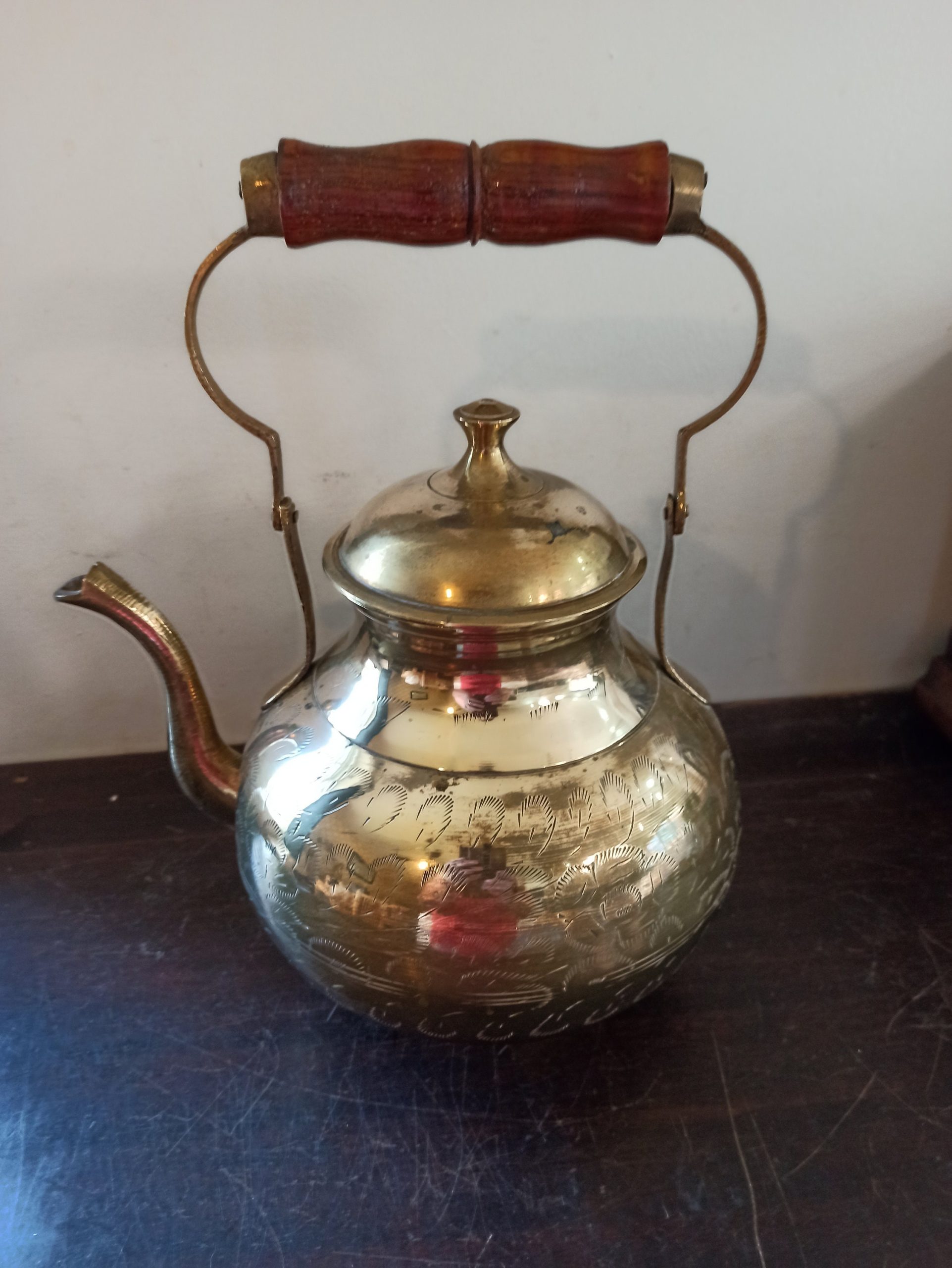 Brass Kettle With Wooden Handle. Very Decorative. Made In India. Very Good Condition.