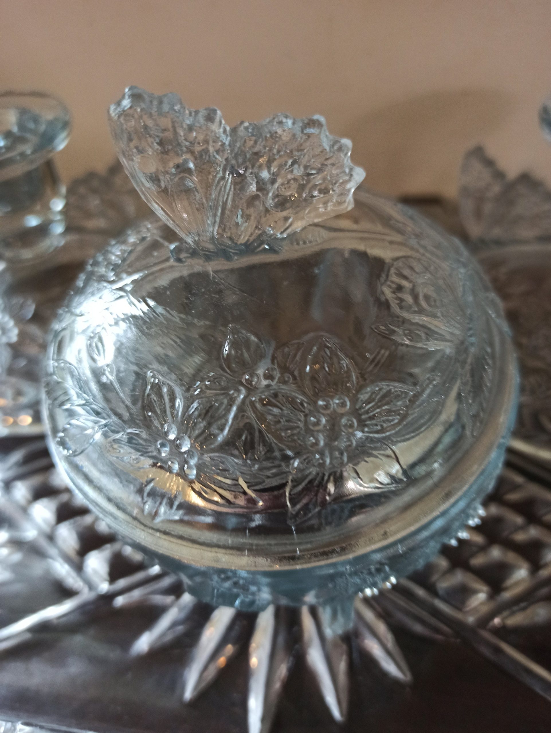Vintage Glass 4 Piece Vanity Set. Art Nouveau Style. - Image 3