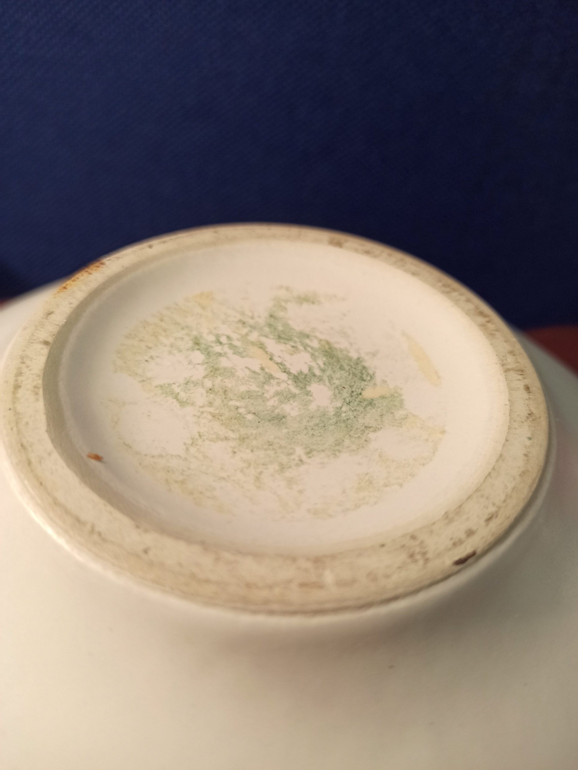 Vintage Cream Fruit Bowl. Very Good Condition. - Image 4