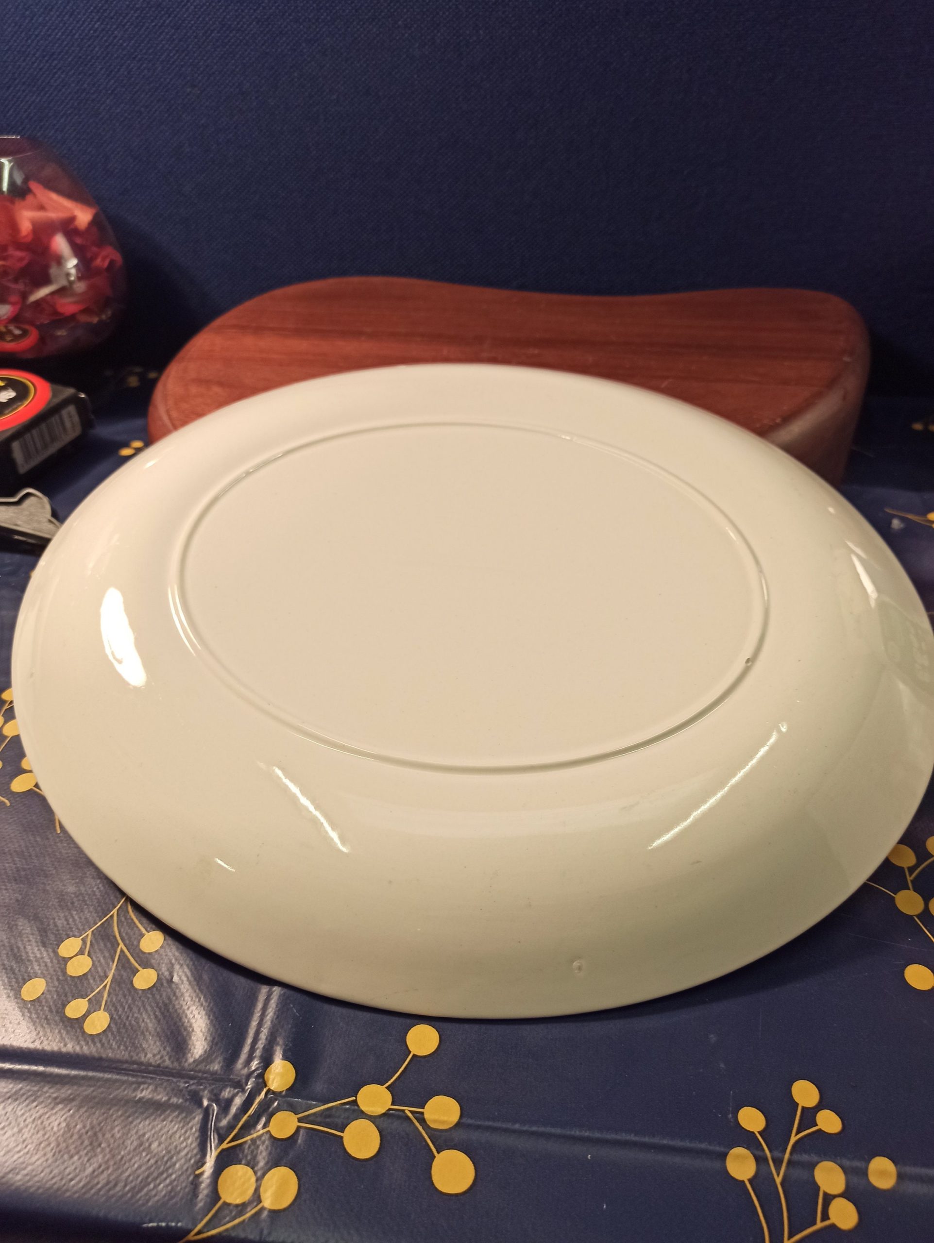 Vintage Oval Decorative Deer Plate. - Image 7