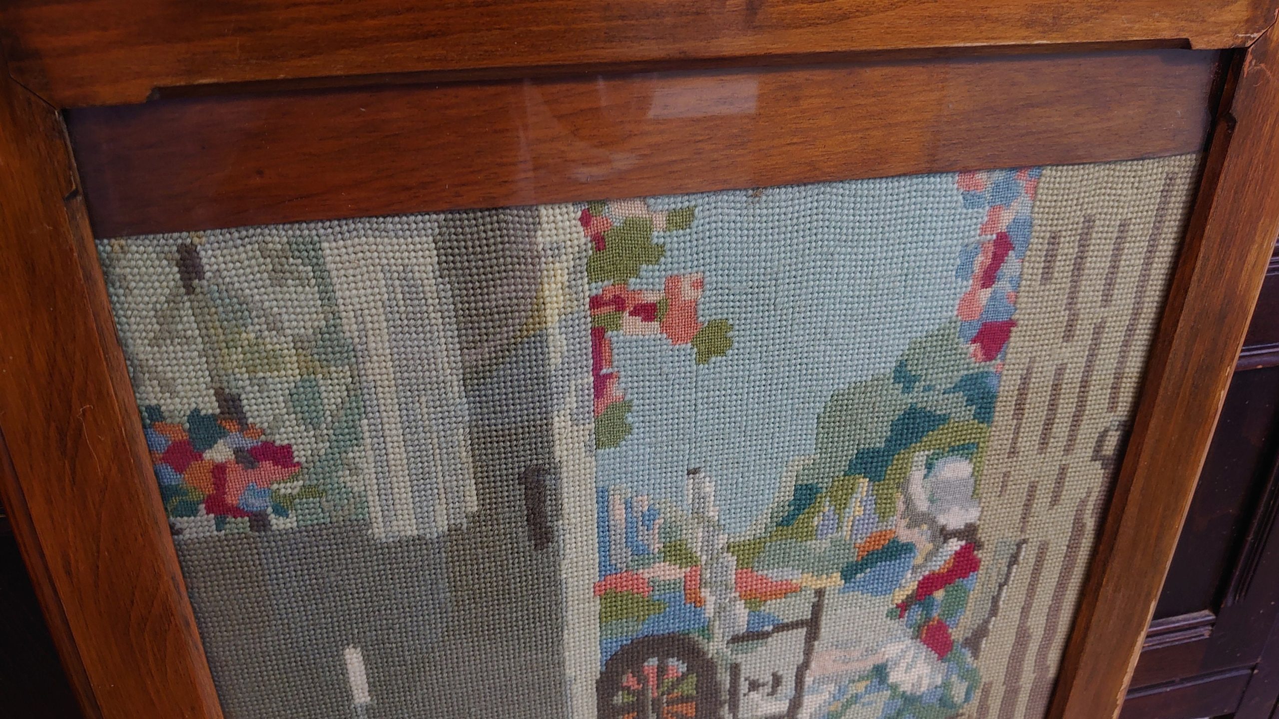 Firescreen with Knitted Scene of Lady on Spinning Wheel c1940s/50s in Very Good Condition - Image 7