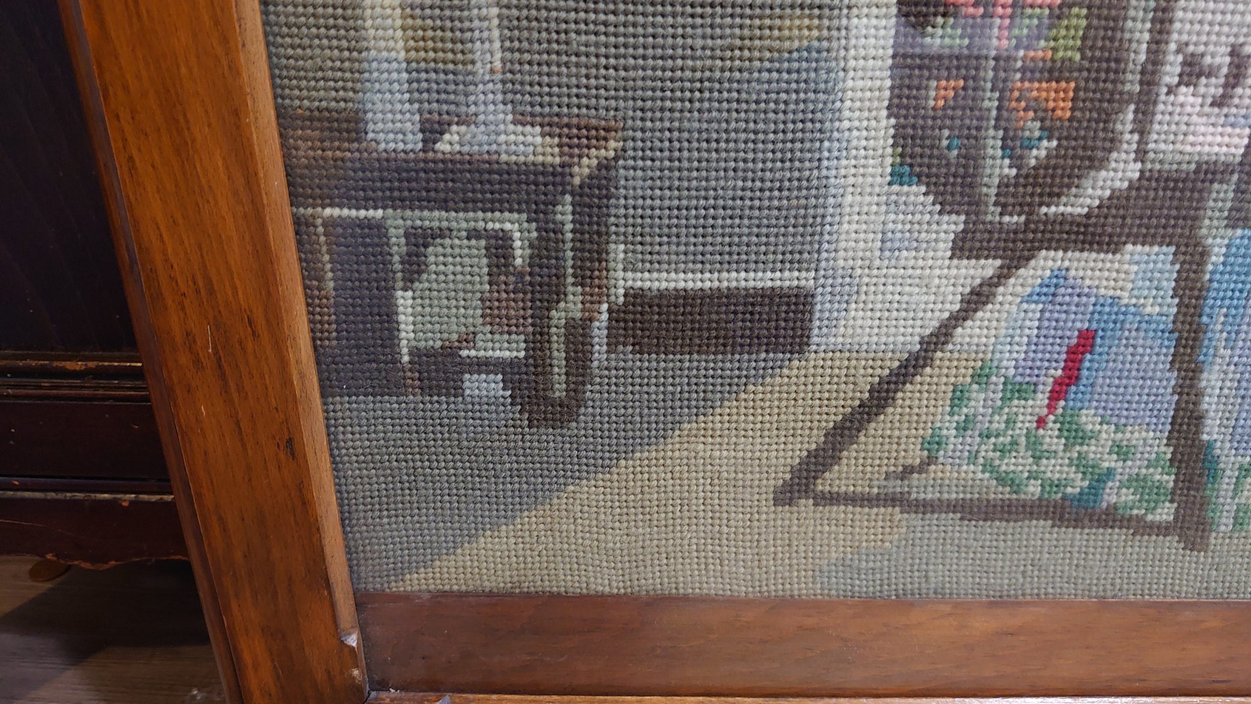 Firescreen with Knitted Scene of Lady on Spinning Wheel c1940s/50s in Very Good Condition - Image 6