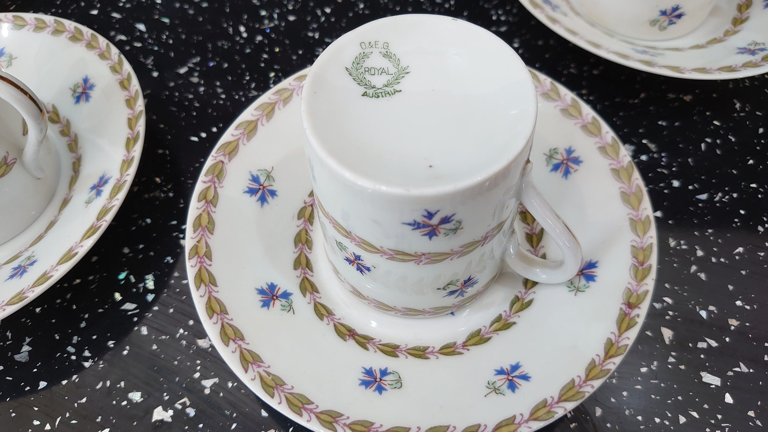 Vintage Austrian Ceramic Demitasse Tea Set - 4 Cups and Saucers - Blue Floral Embellishments - Very Good Condition - Image 7