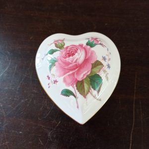 Vintage Spode Floral Heart Shaped Trinket Box. Very Good Condition.