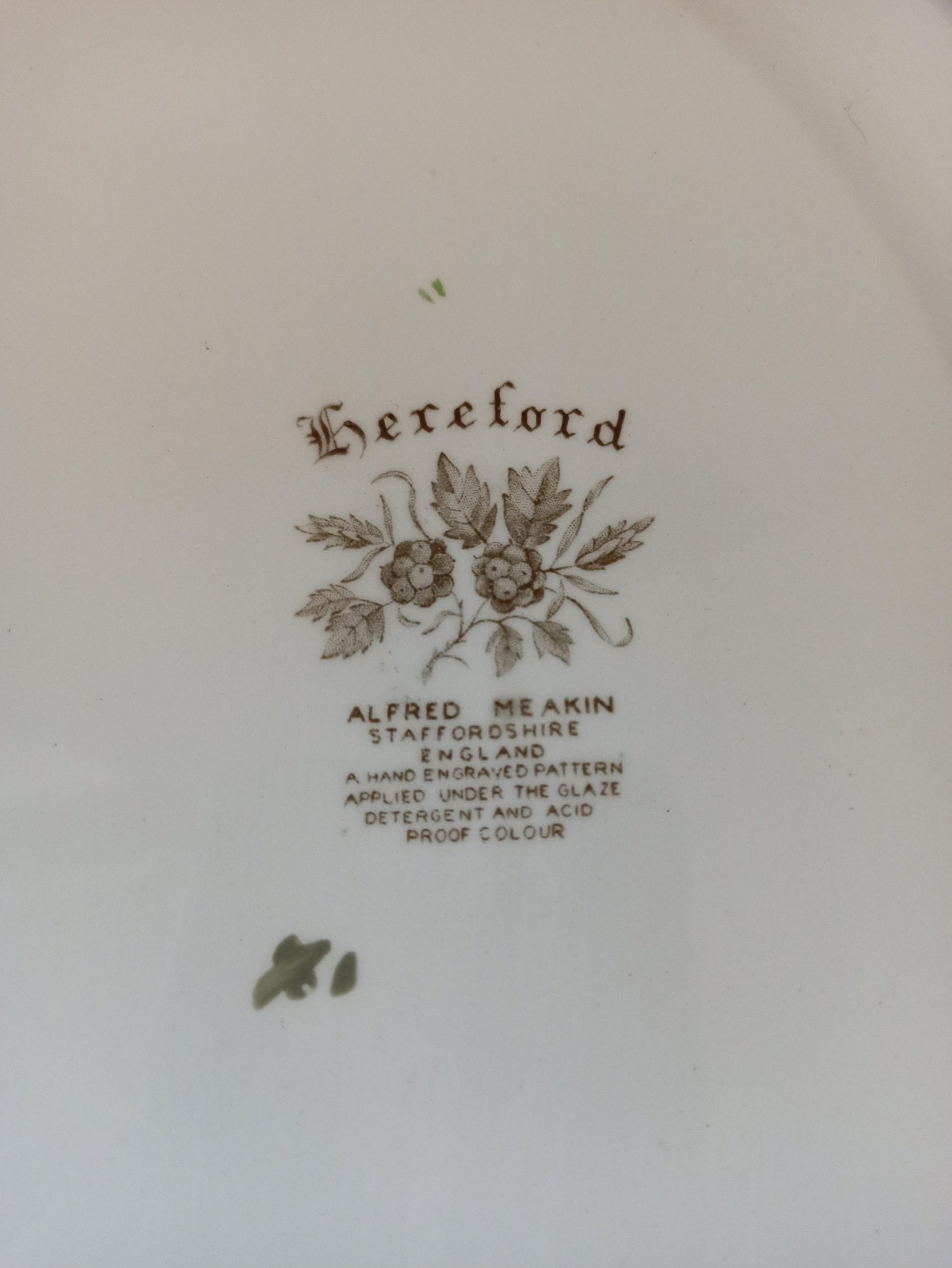 Vintage Alfred Meakin Oval Serving Plate. 'Hereford' Range. Hand Engraved Pattern. Very Good Condition. - Image 3
