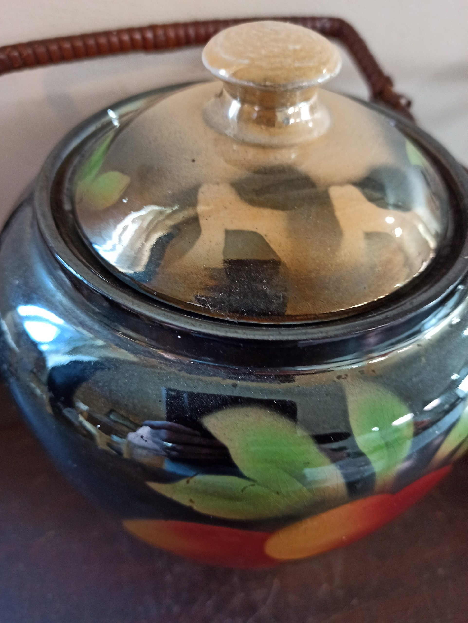 Vintage 1930s LustreWare Biscuit / Cookie Barrels. Wicker Handles. - Image 9