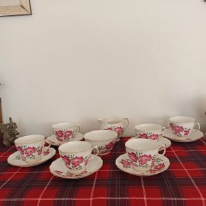 Royal Vale Bone China Tea Set. 6 Cups, 6 Saucers, Milk Jug and Sugar Bowl.