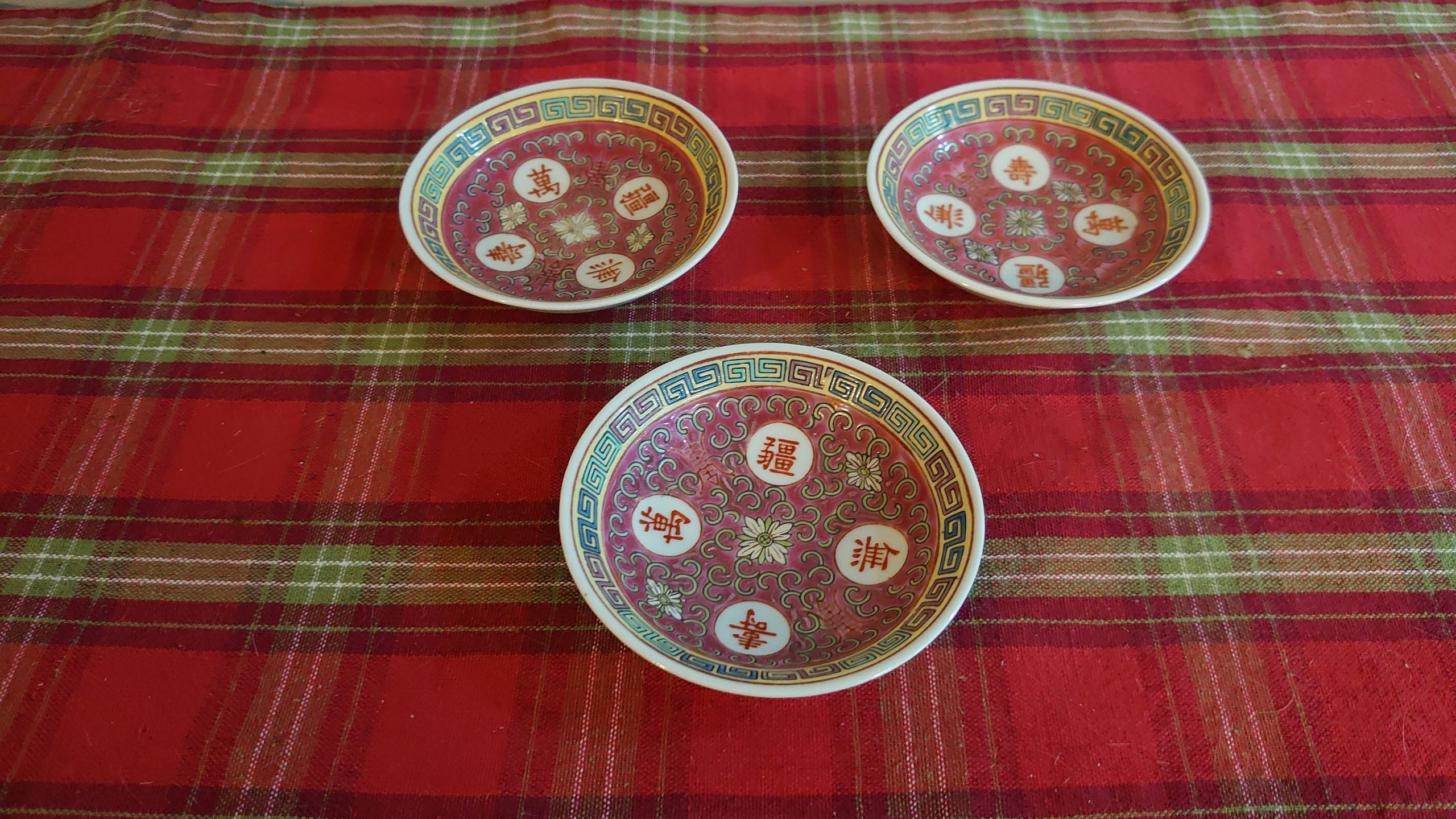 Three Chinese "Imari" Style Plates or Pin Dishes - Excellent Condition - Handpainted