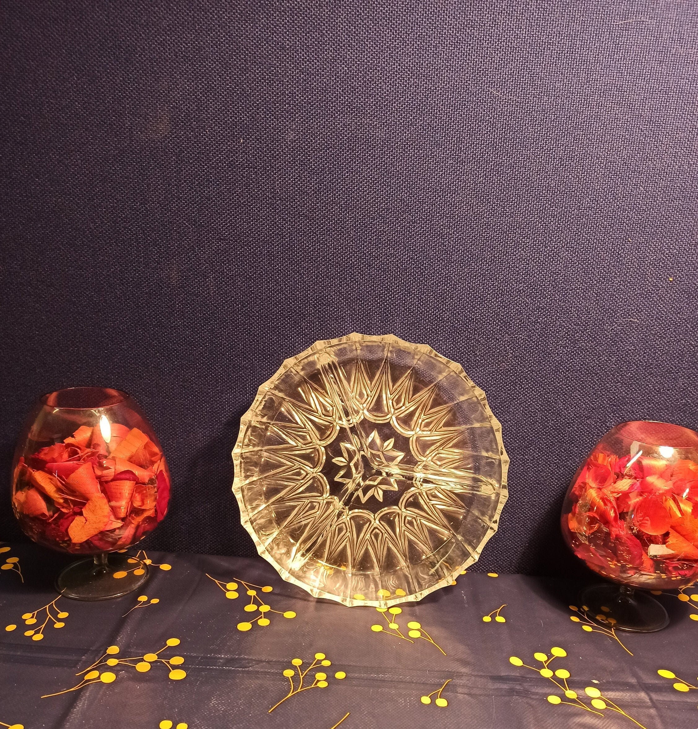 Glass 3 Divisions Relish Dish. Excellent Condition.