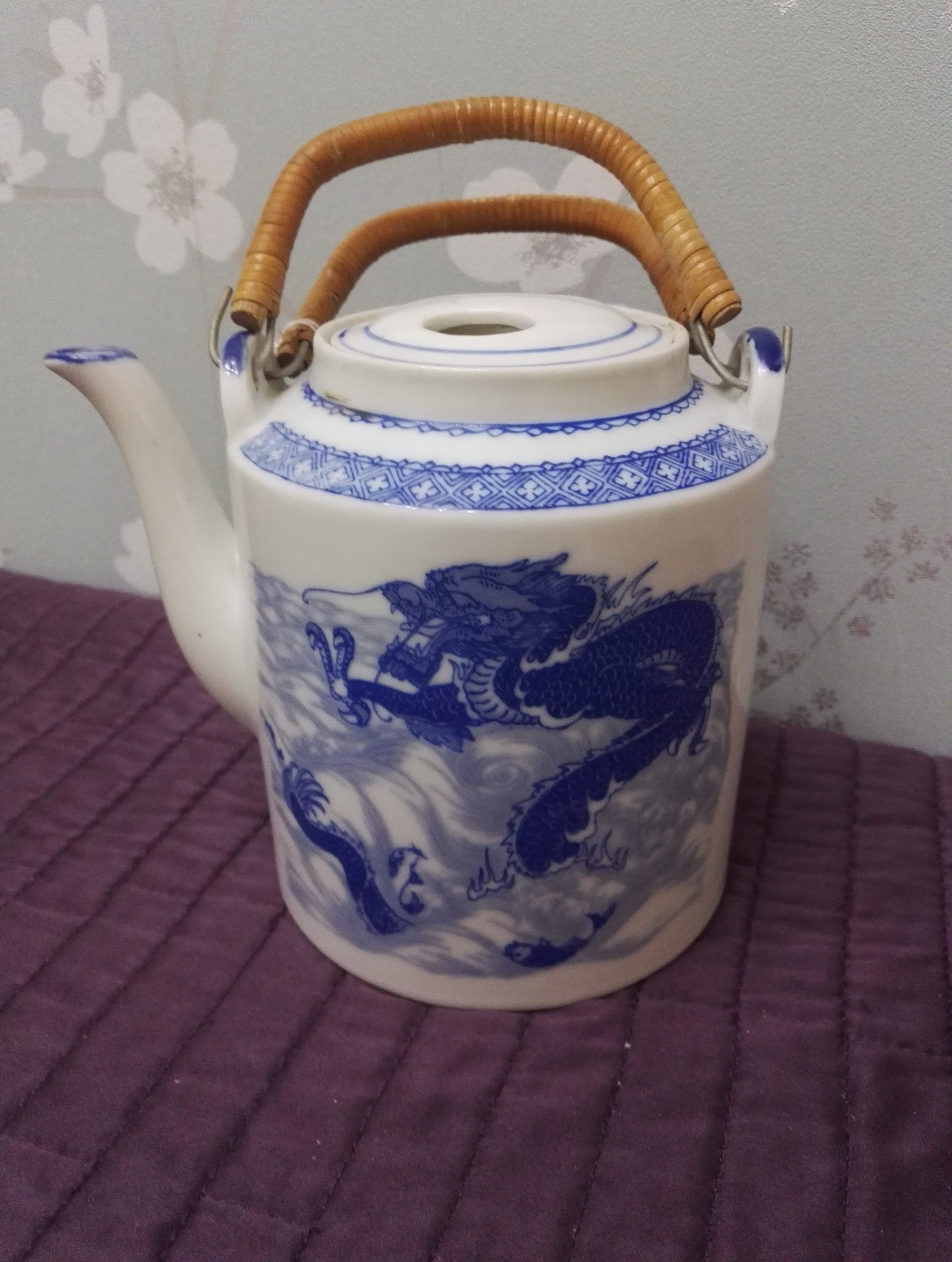 Large Chinese Blue and White Willow Style Tea Kettle with Wicker Handle - Good to Very Good Condition - Dragon Motif