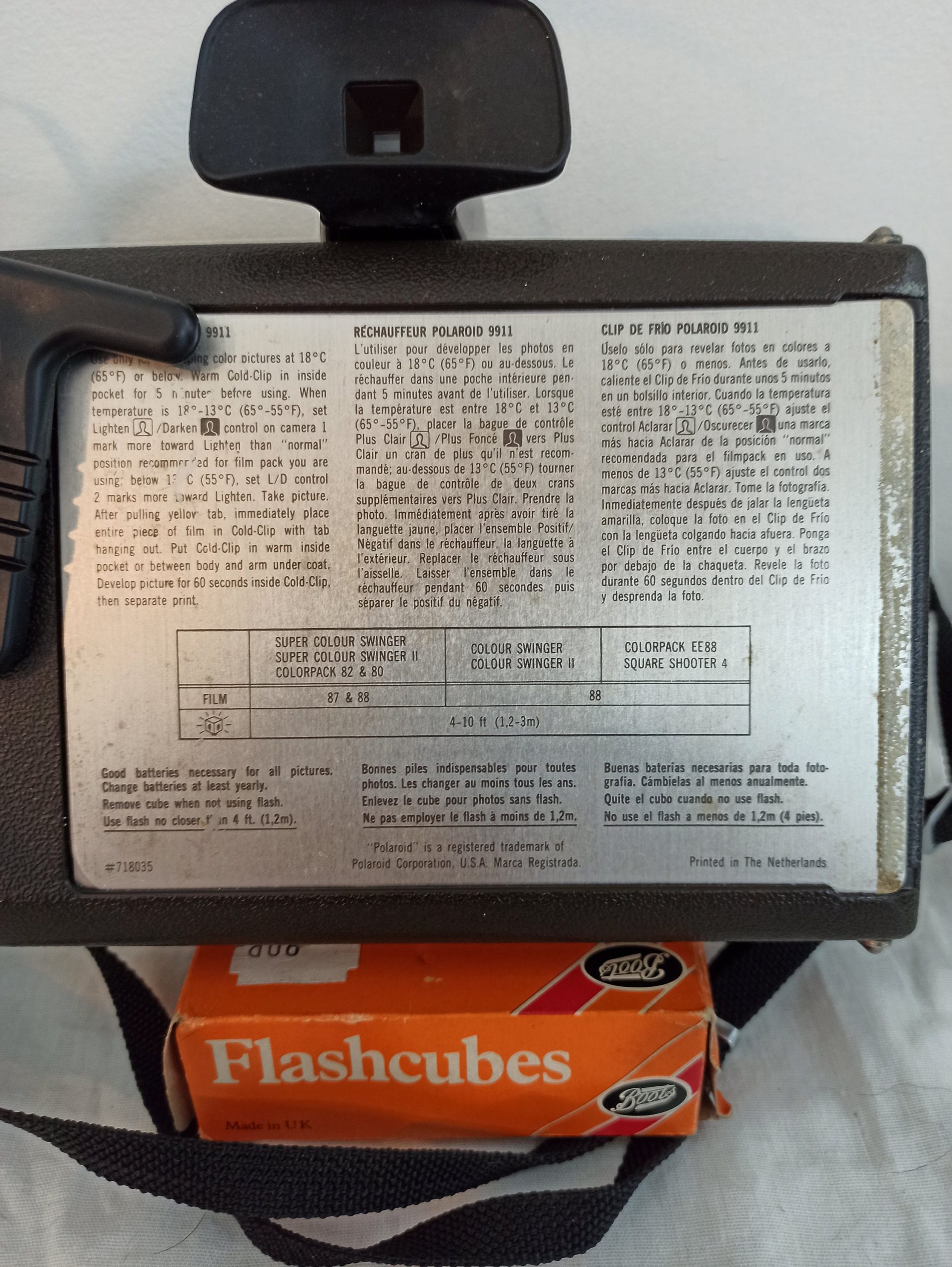 Polaroid Colour Swinger Land Camera II. Comes in Original Box - Image 6