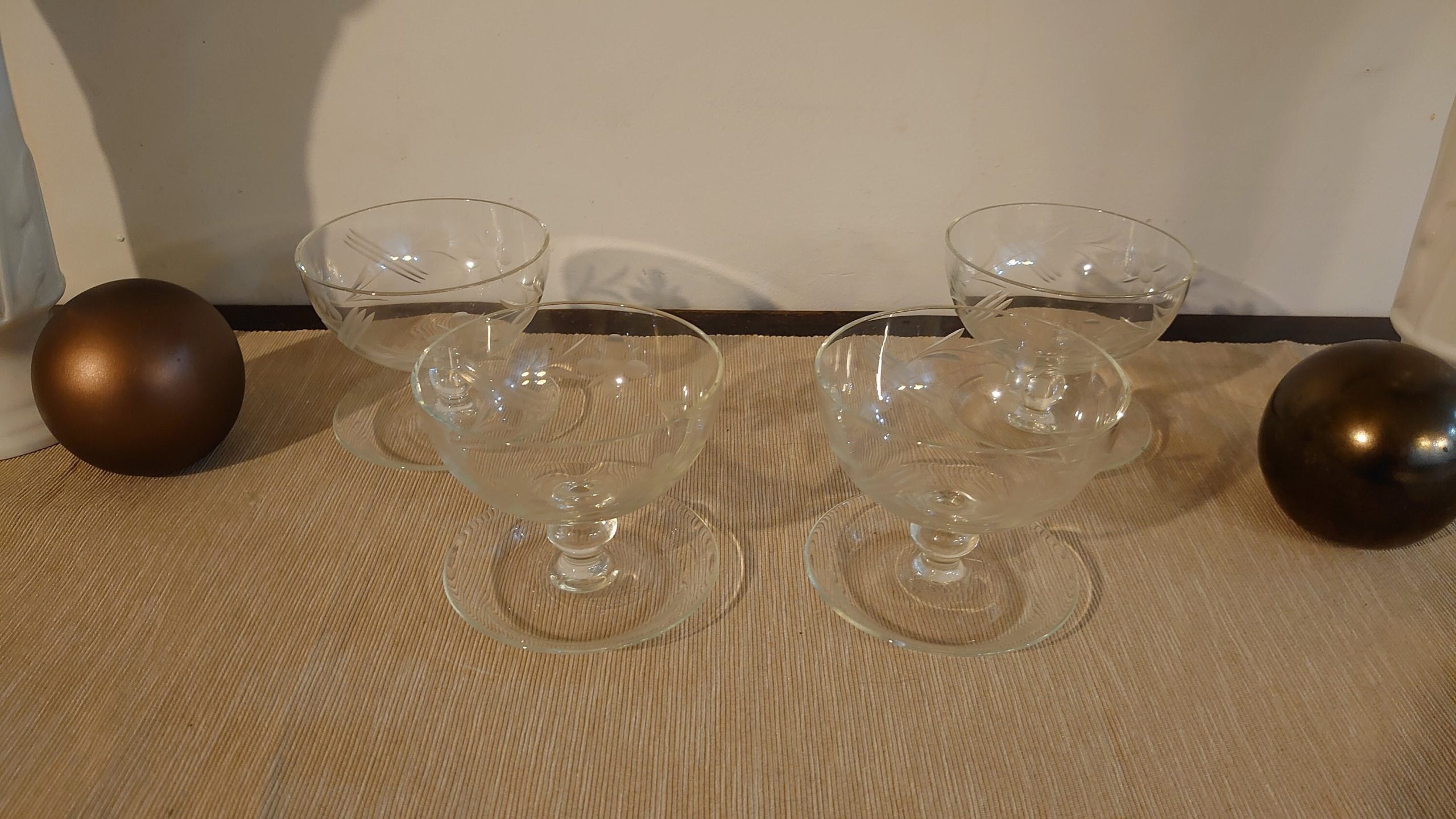 Six (Four Pictured) Pudding Bowls with Etched Flower Motifs - 10cm diameter - 9cm high