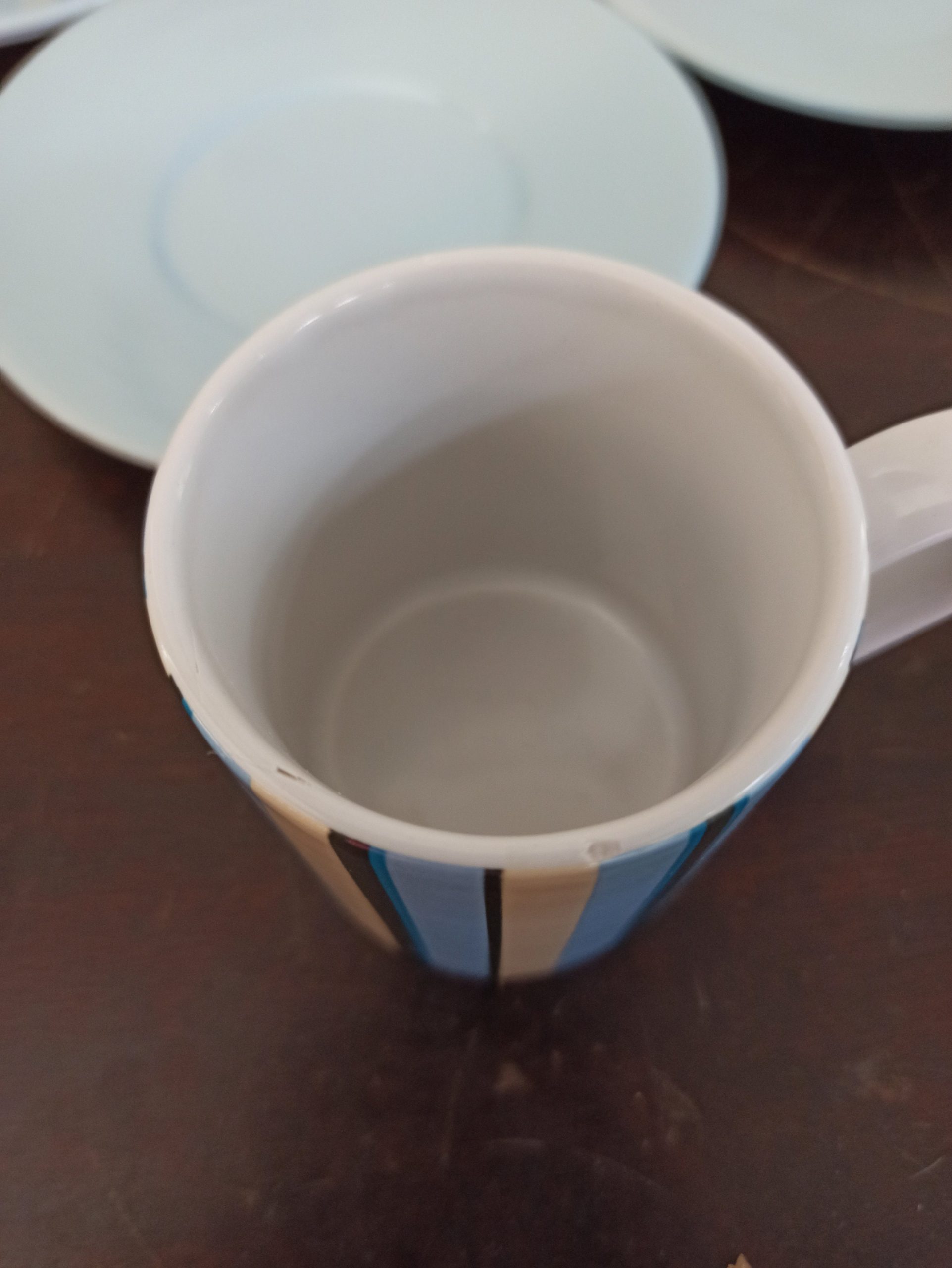 Vintage Set of 4 Blue and White Striped Cups With Saucers. - Image 6