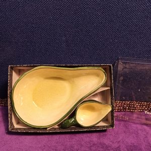Vintage Avocado Dish and Boat. Toni Raymond Pottery Ltd. c1970s.