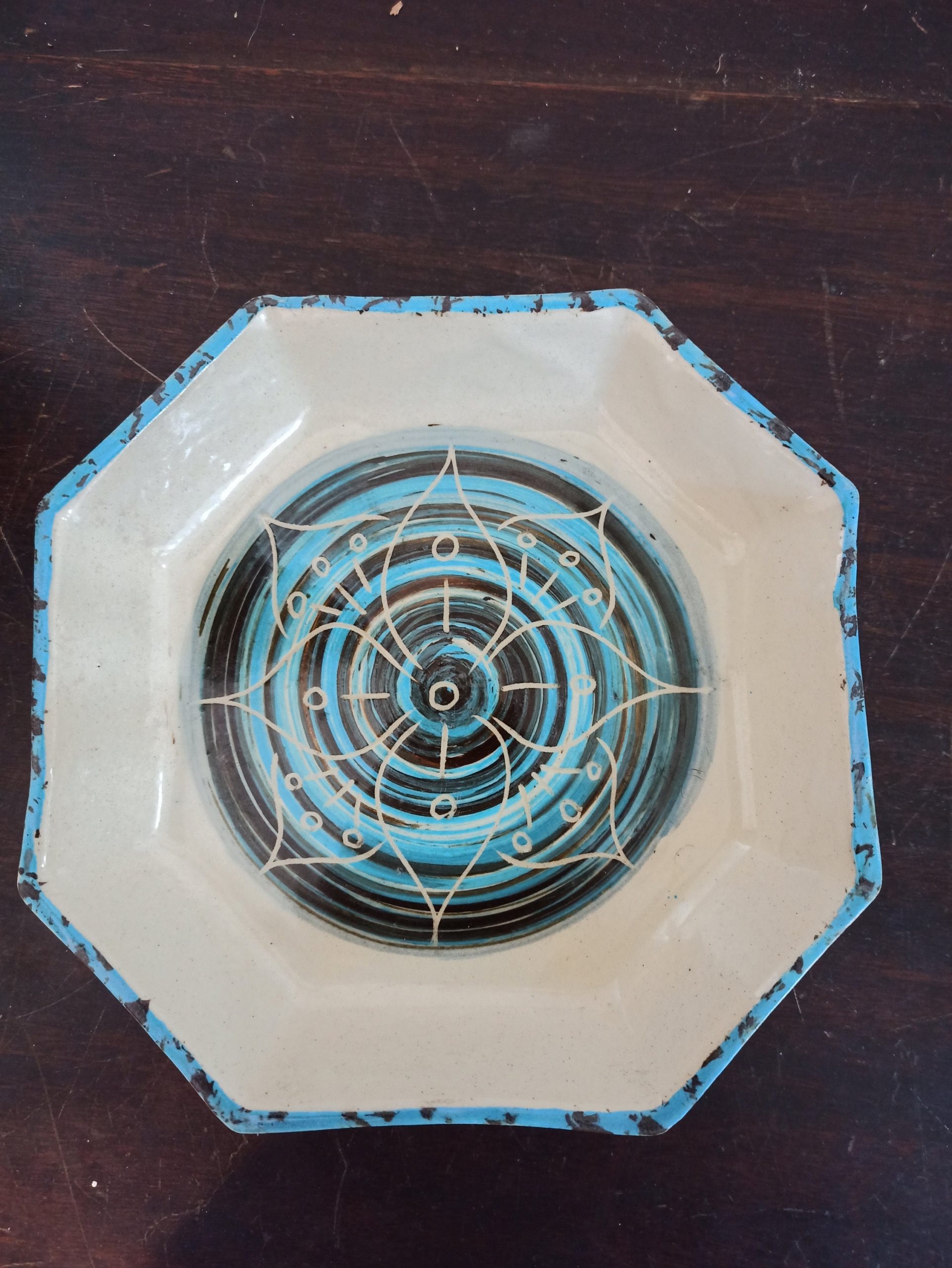 Vintage Studio Pottery Dish / Bowl. Dated 1972. - Image 3