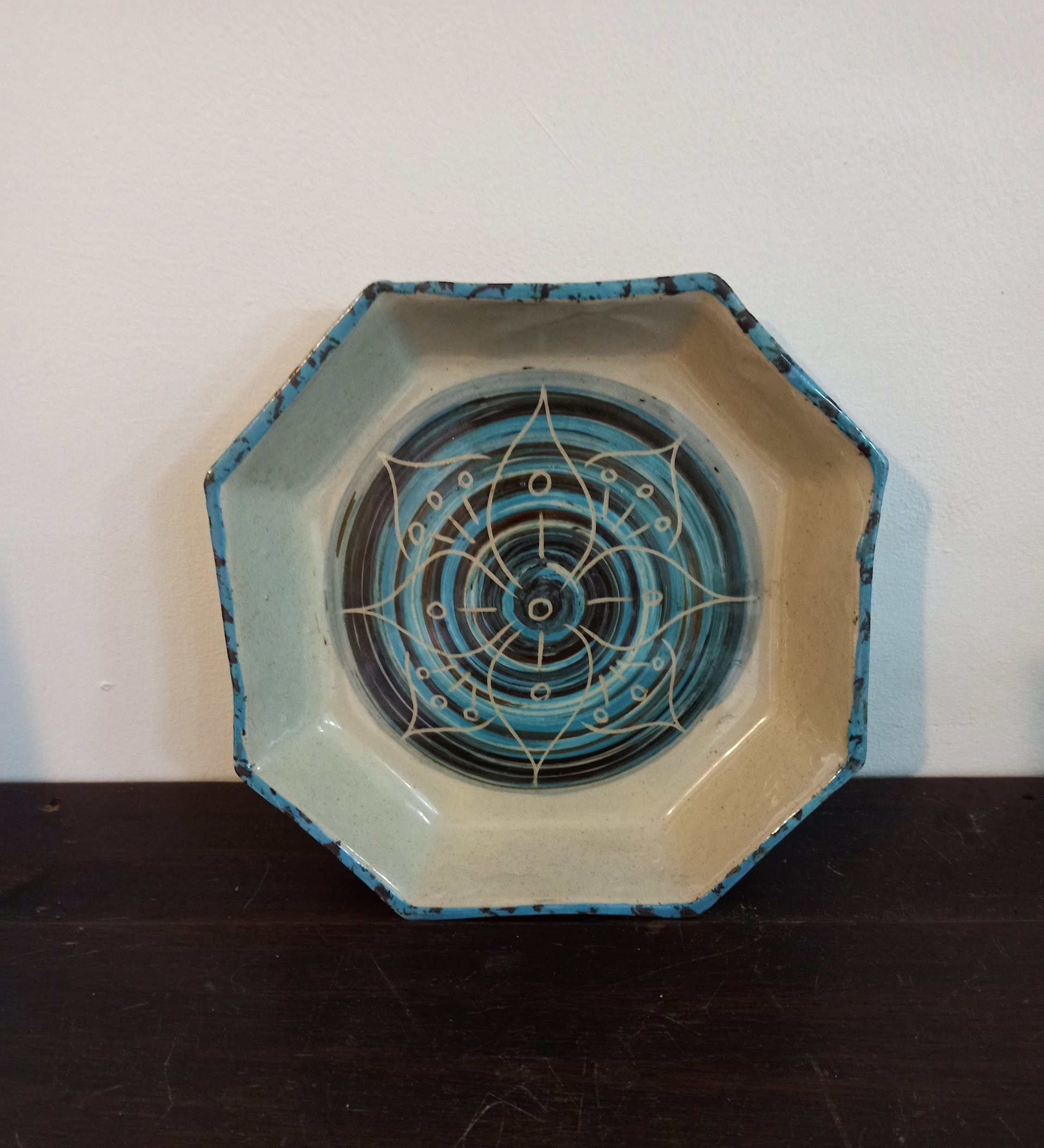 Vintage Studio Pottery Dish / Bowl. Dated 1972.