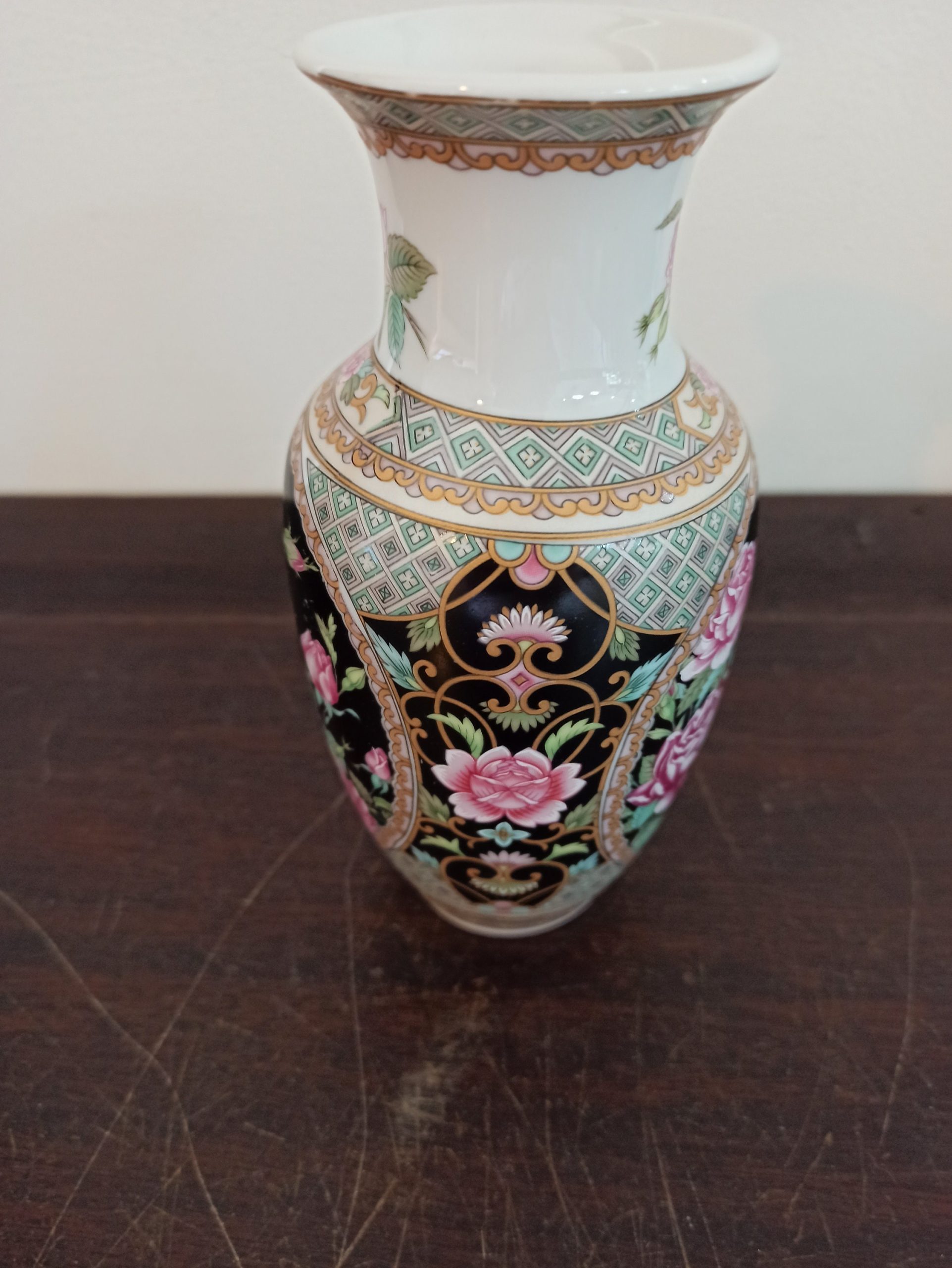 Vintage Japanese Vase. Excellent Condition. - Image 7