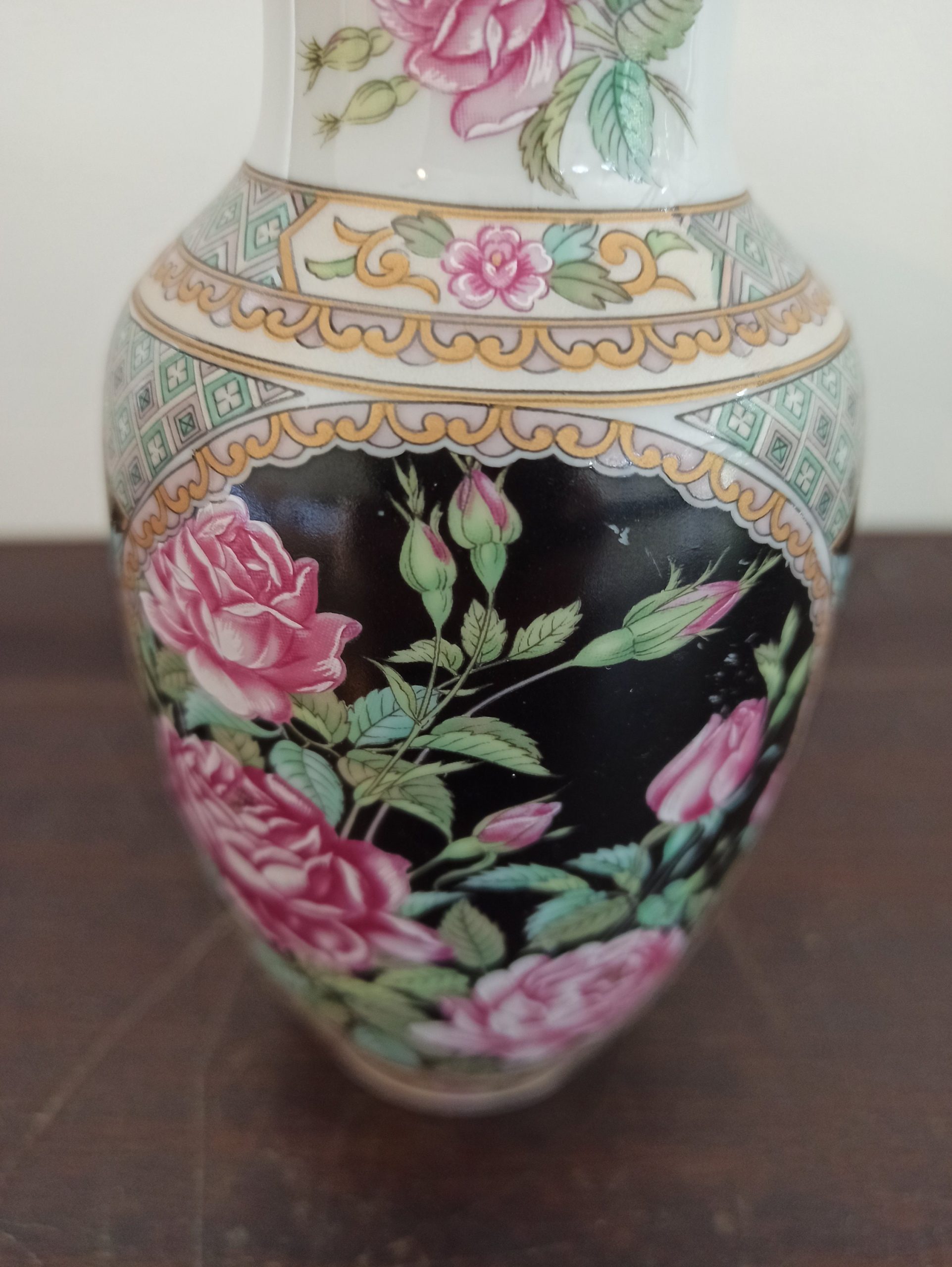 Vintage Japanese Vase. Excellent Condition. - Image 8
