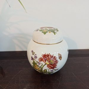 Vintage Masons Ironstone Ginger Jar. Excellent Condition.