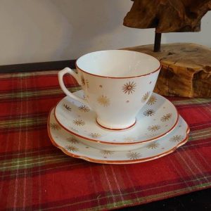 Windsor Bone China Tea Trio with cup, saucer and side plate - Excellent condition