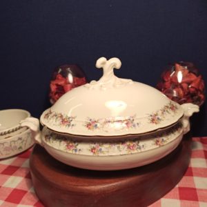Carlsbad Fine Porcelain Thun Vegetable Tureen. Very Good Condition.
