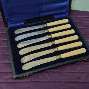 Boxed Set of Six Silverplated Dessert Knives - Black Box with Blue Linen - Good Condition - 16.5cm per Knife