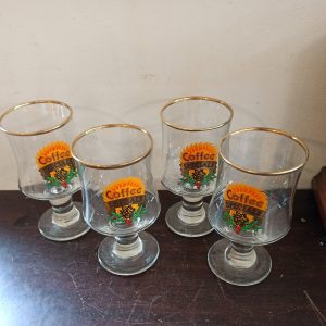Coffee Liqueur Glasses. Set of 4. Vintage. Very Good Condition.