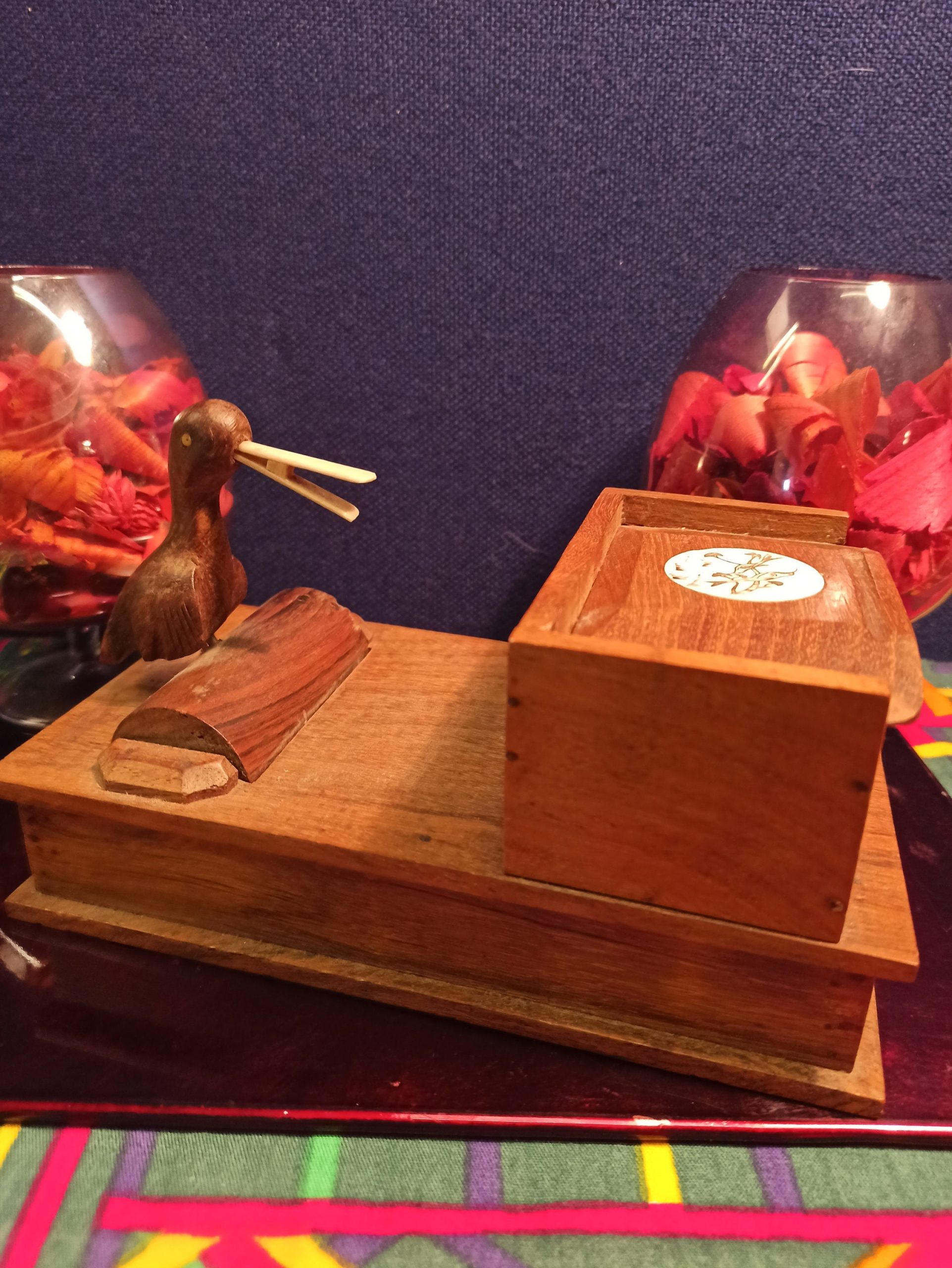 Cigarette Dispenser. Smoking Memorabilia - Bird takes cigarette out of box. Good condition