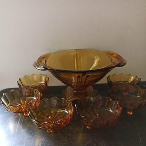 Vintage Amber Glass Serving Dessert Bowl And 6 Matching Glass Bowls. Excellent Condtion.
