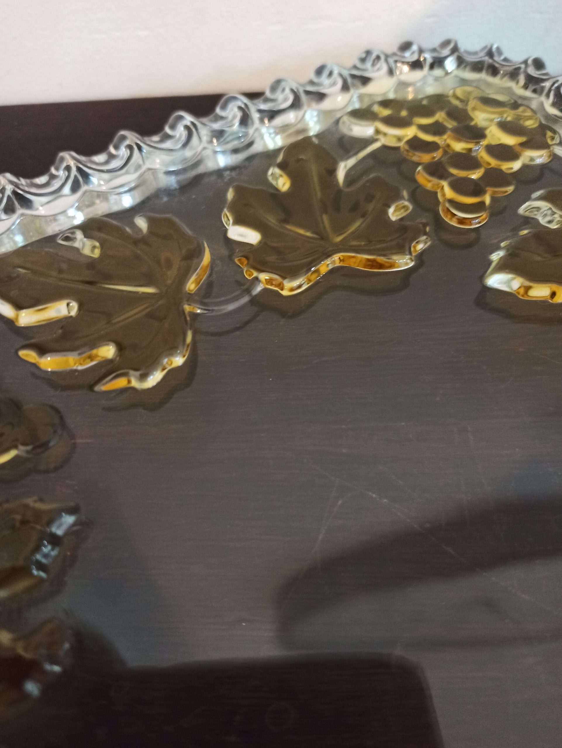 Vintage Glass Fruit Platter / Serving Tray. Excellent Condition. - Image 8