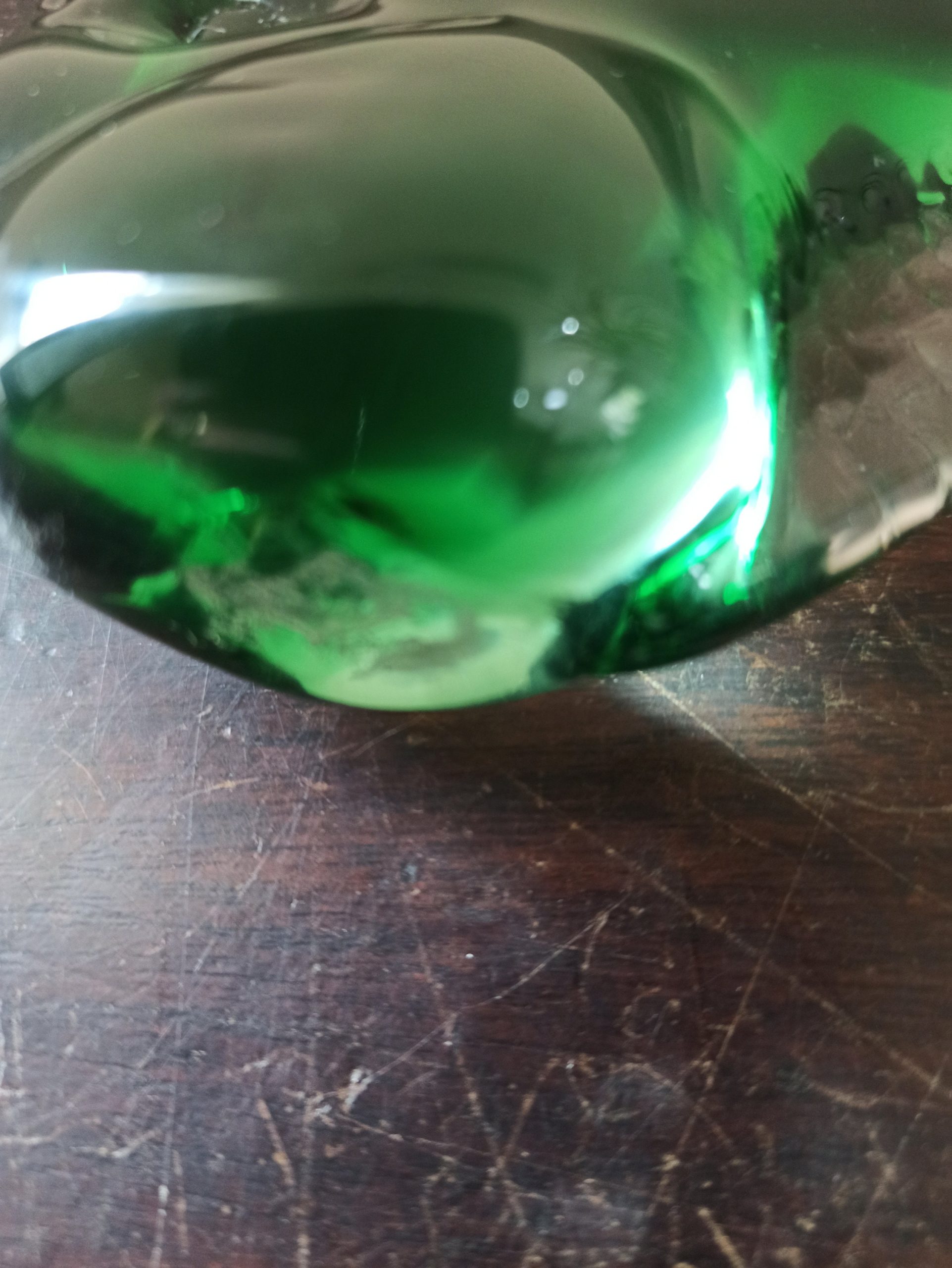 Vintage Glass Fish Paperweight. Excellent Condition. - Image 6