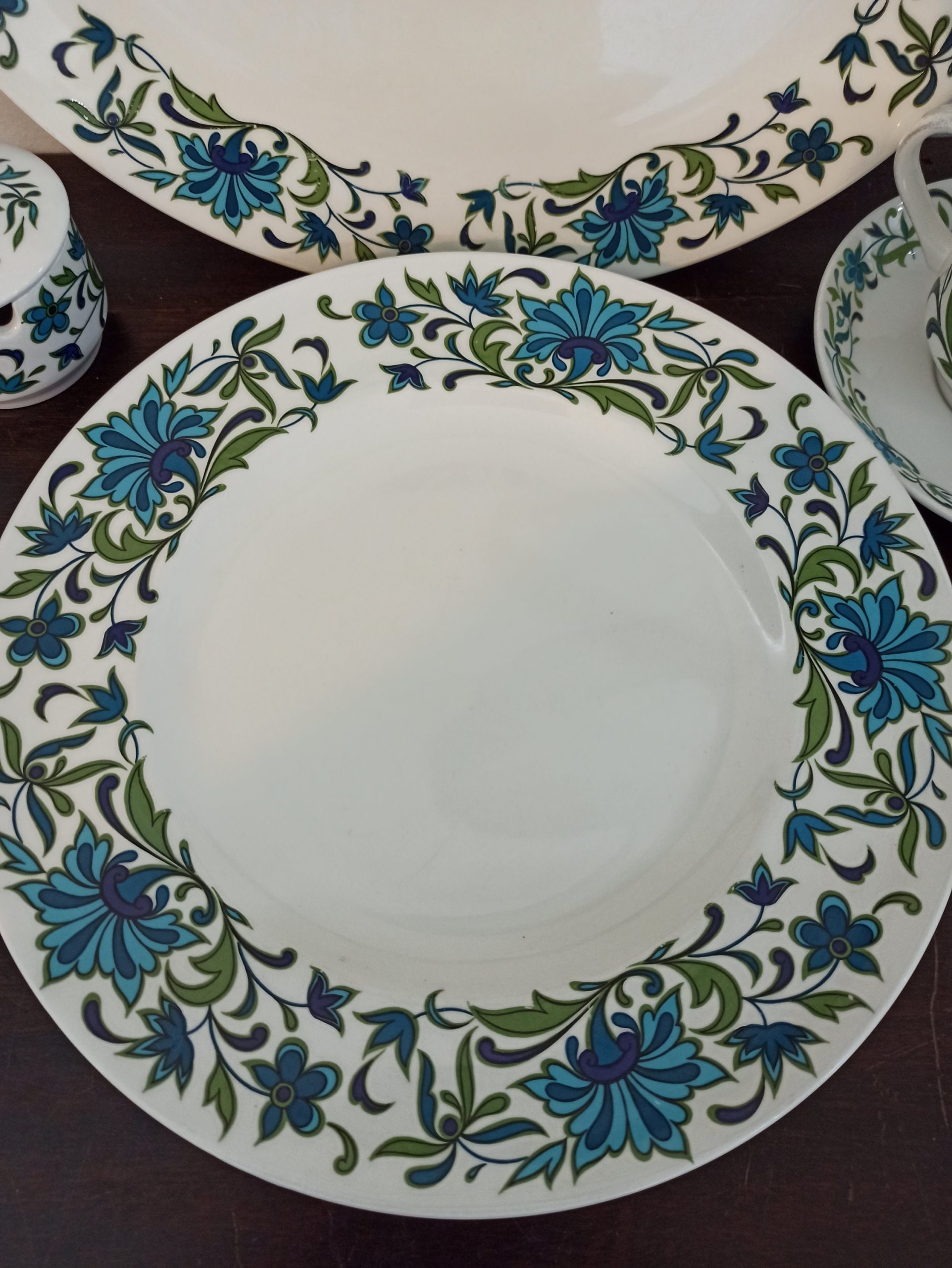 Midwinter Oval Serving Plate, Jam Pot, Cup And Saucer, Egg Cups and Dinner Plate. - Image 3
